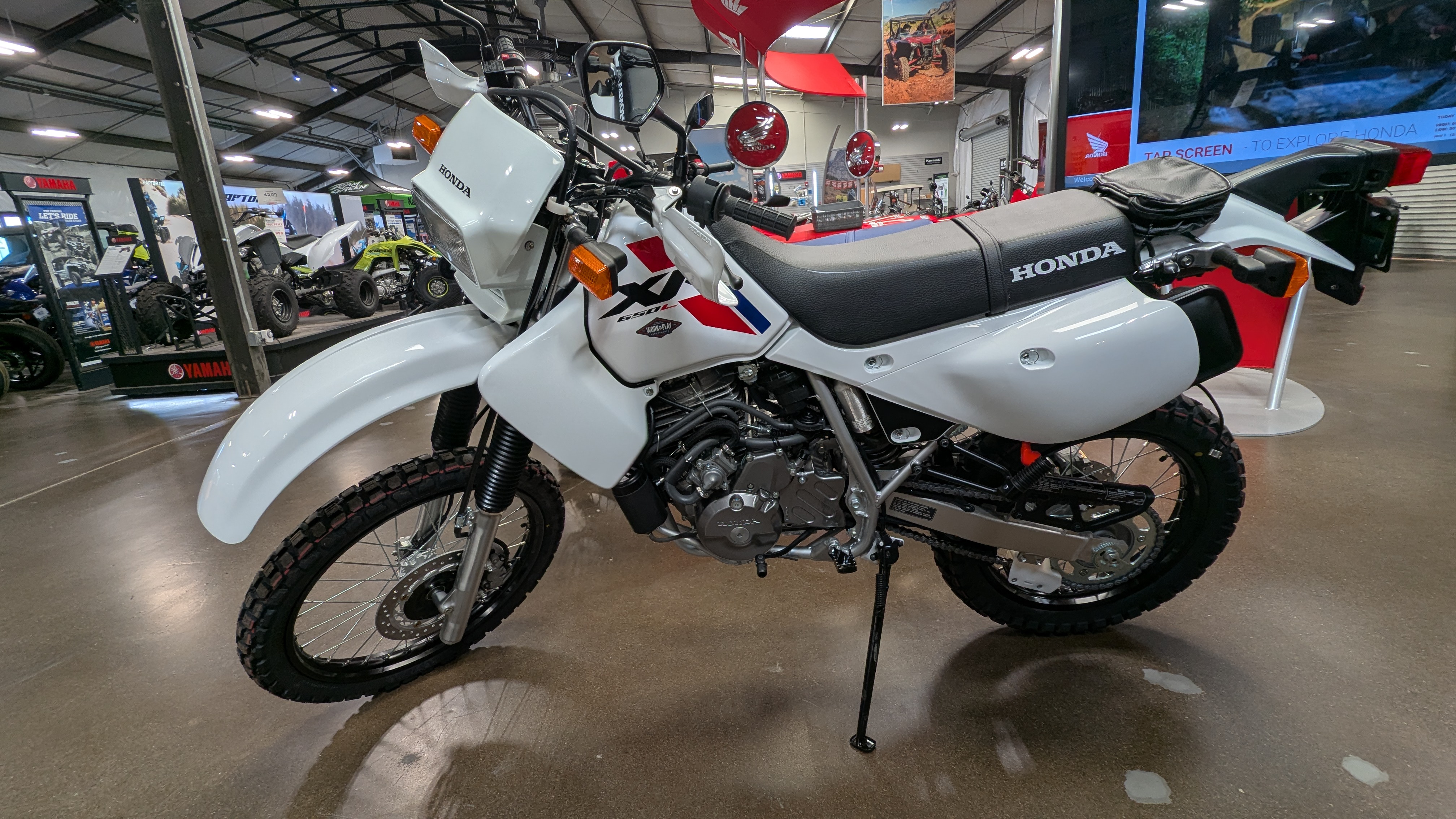 2025 Honda XR 650 - Photo 2