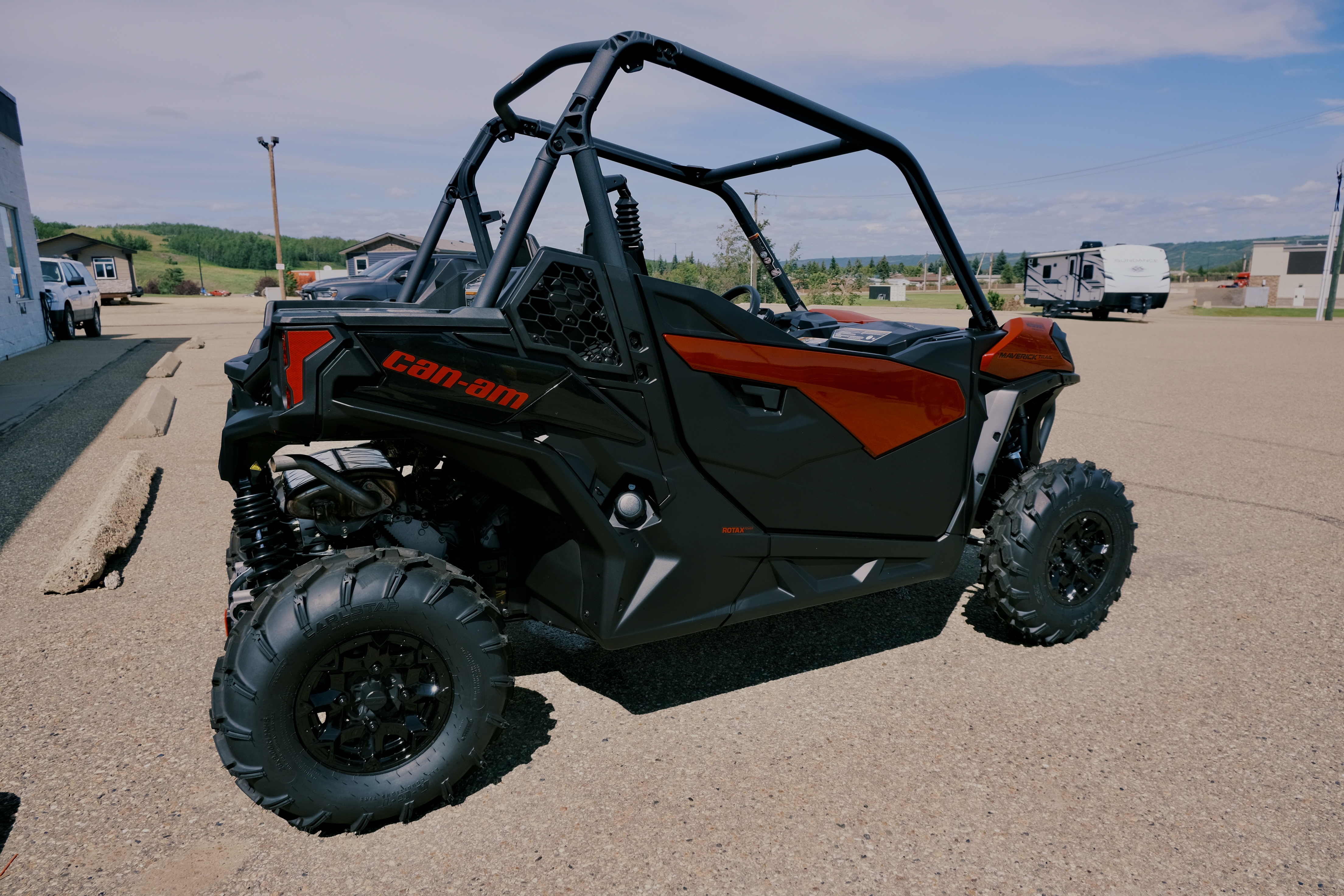 2024 Can-Am Maverick Trail DPS 1000 Red - Photo 3