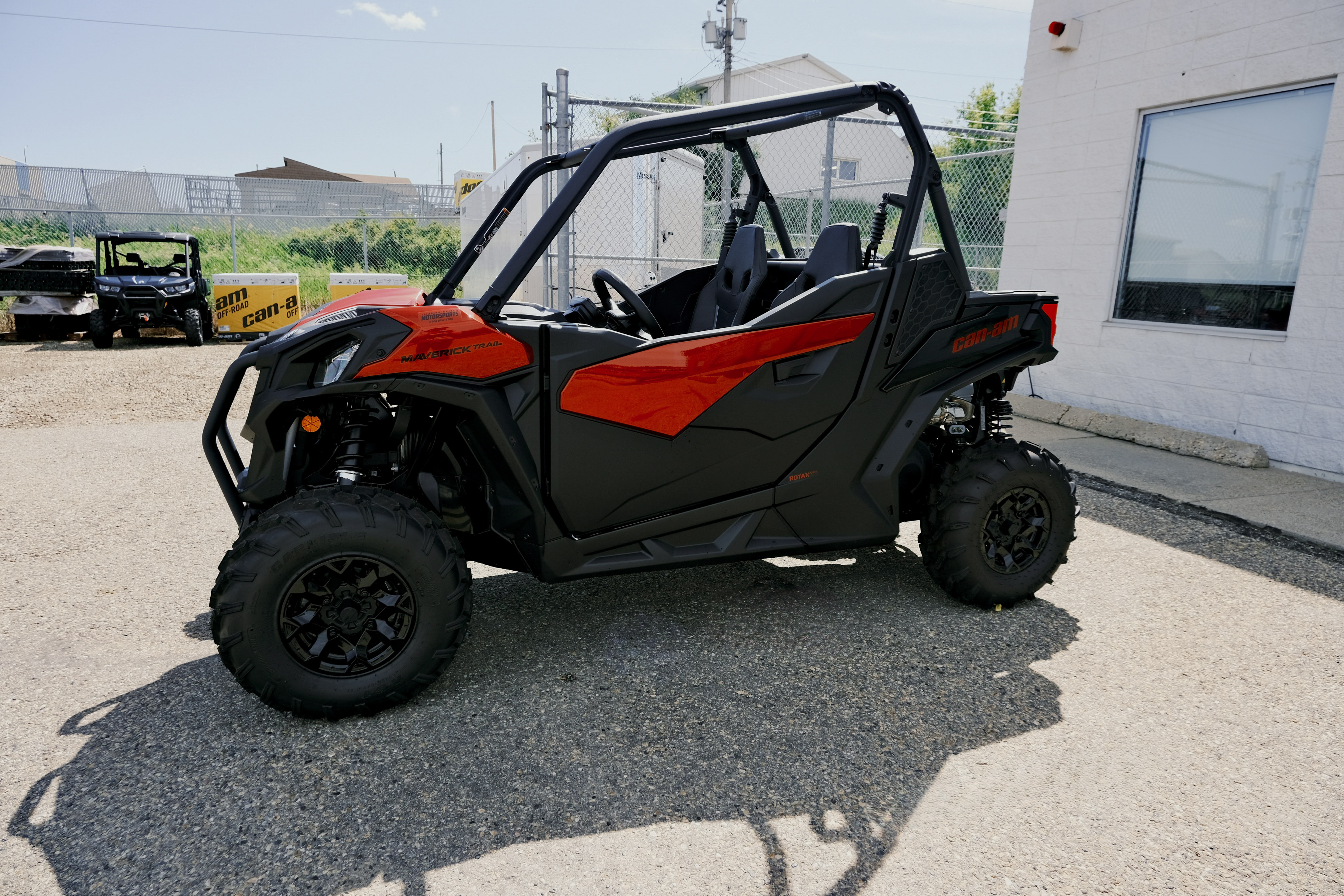 2024 Can-Am Maverick Trail DPS 1000 Red