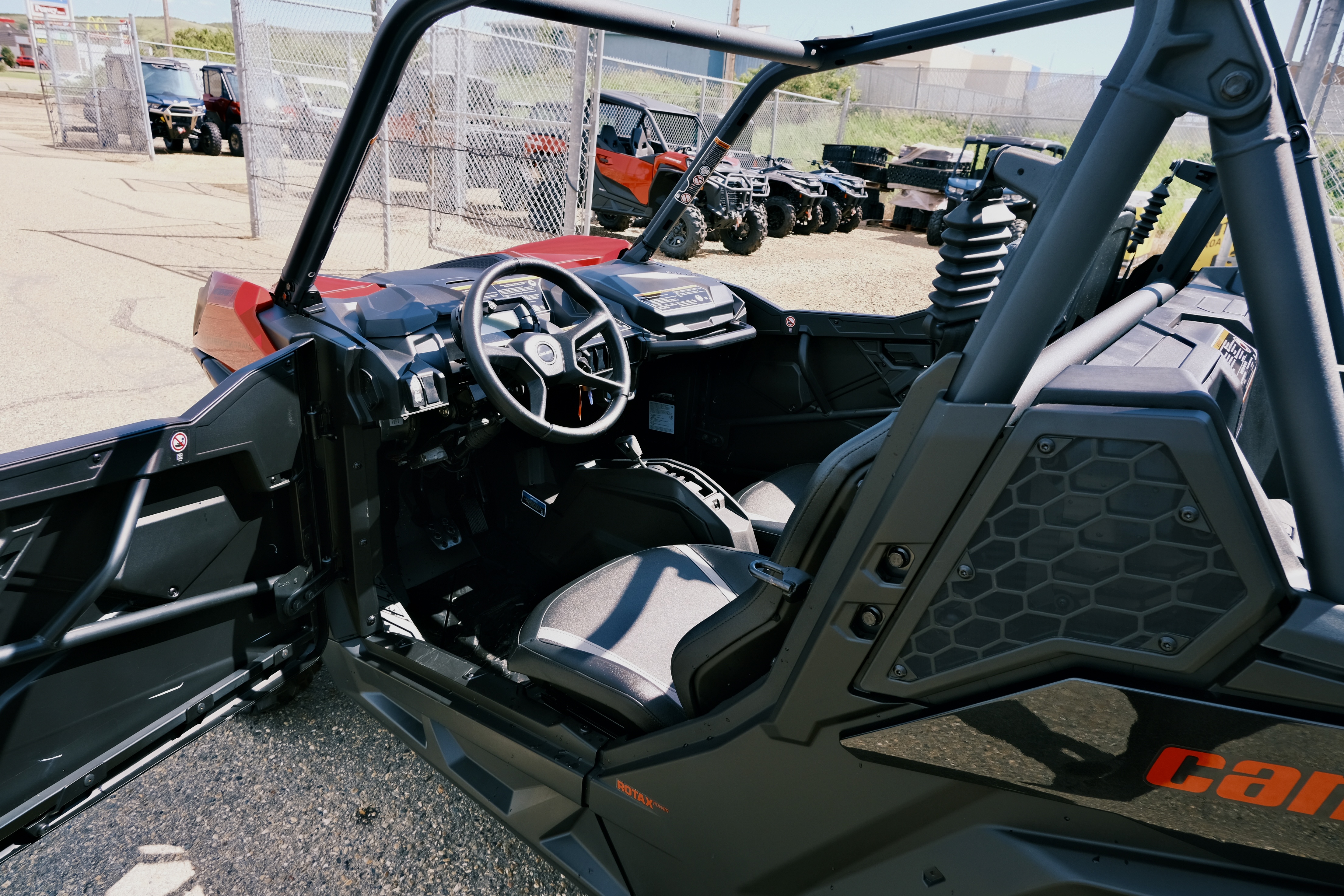 2024 Can-Am Maverick Trail DPS 1000 Red - Photo 6