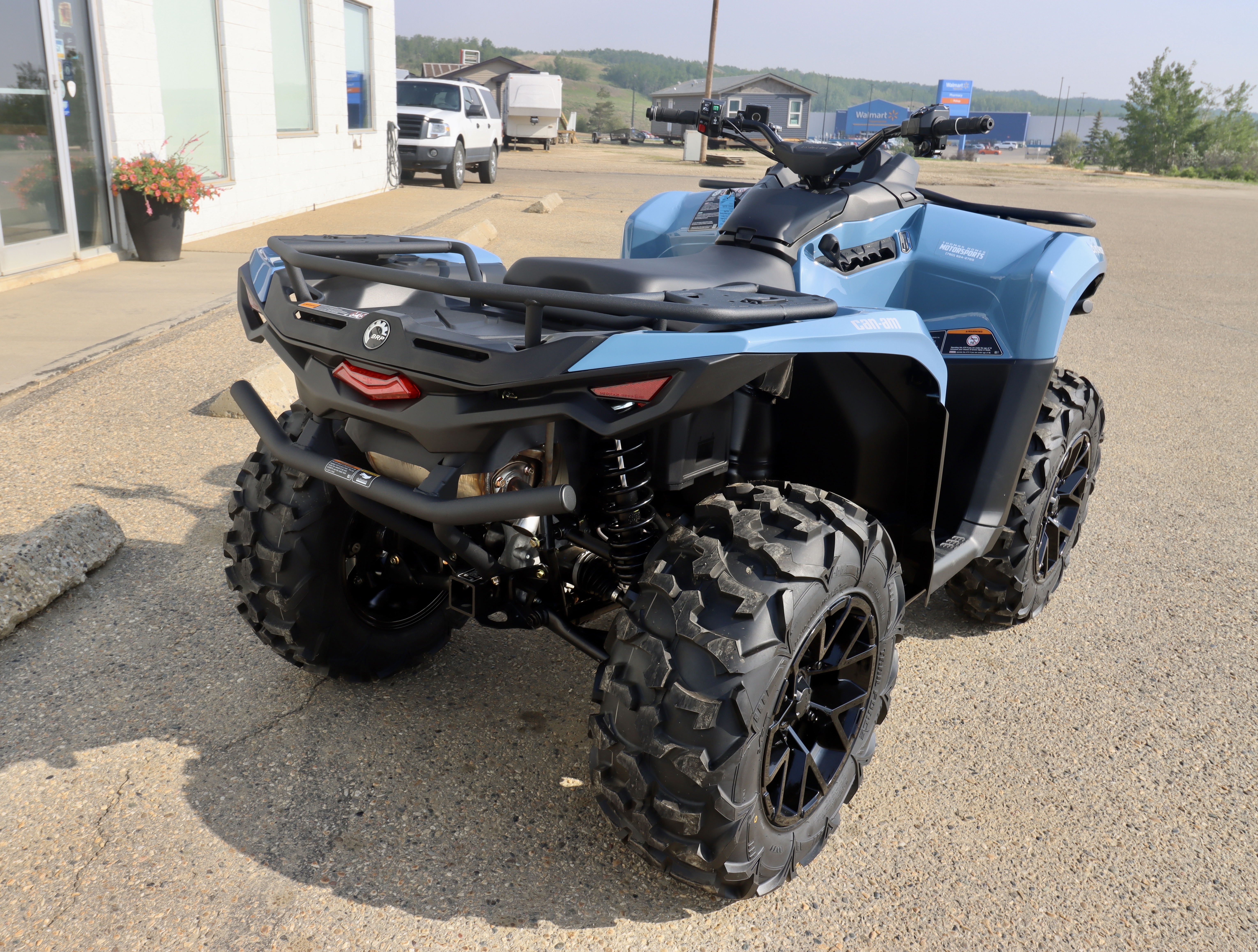 2025 Can-Am Outlander XT 700 - Photo 5