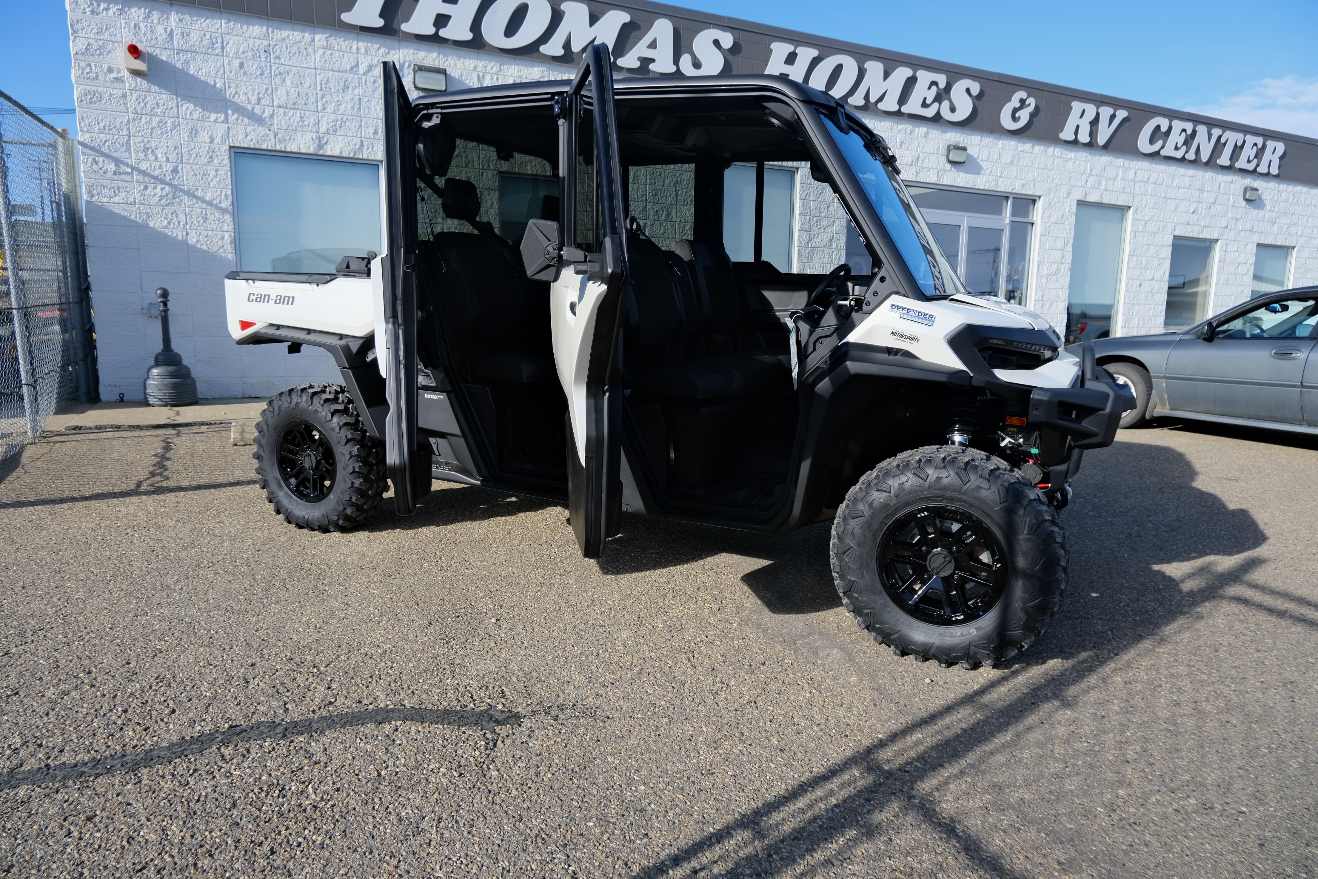 2026 Can-Am Defender MAX Limited HD11 - Photo 3