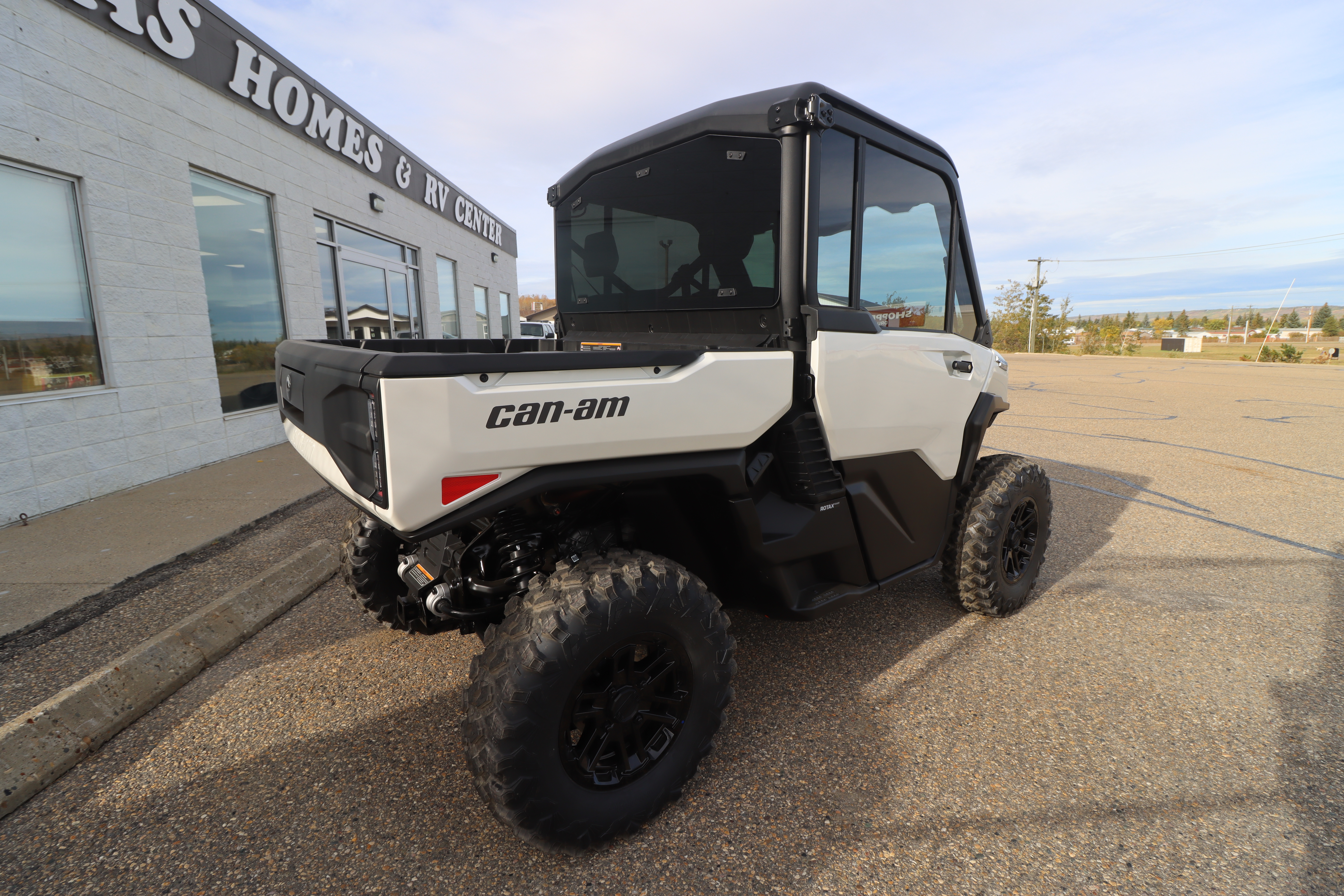 2026 Can-Am Defender Limited HD11 - Photo 6