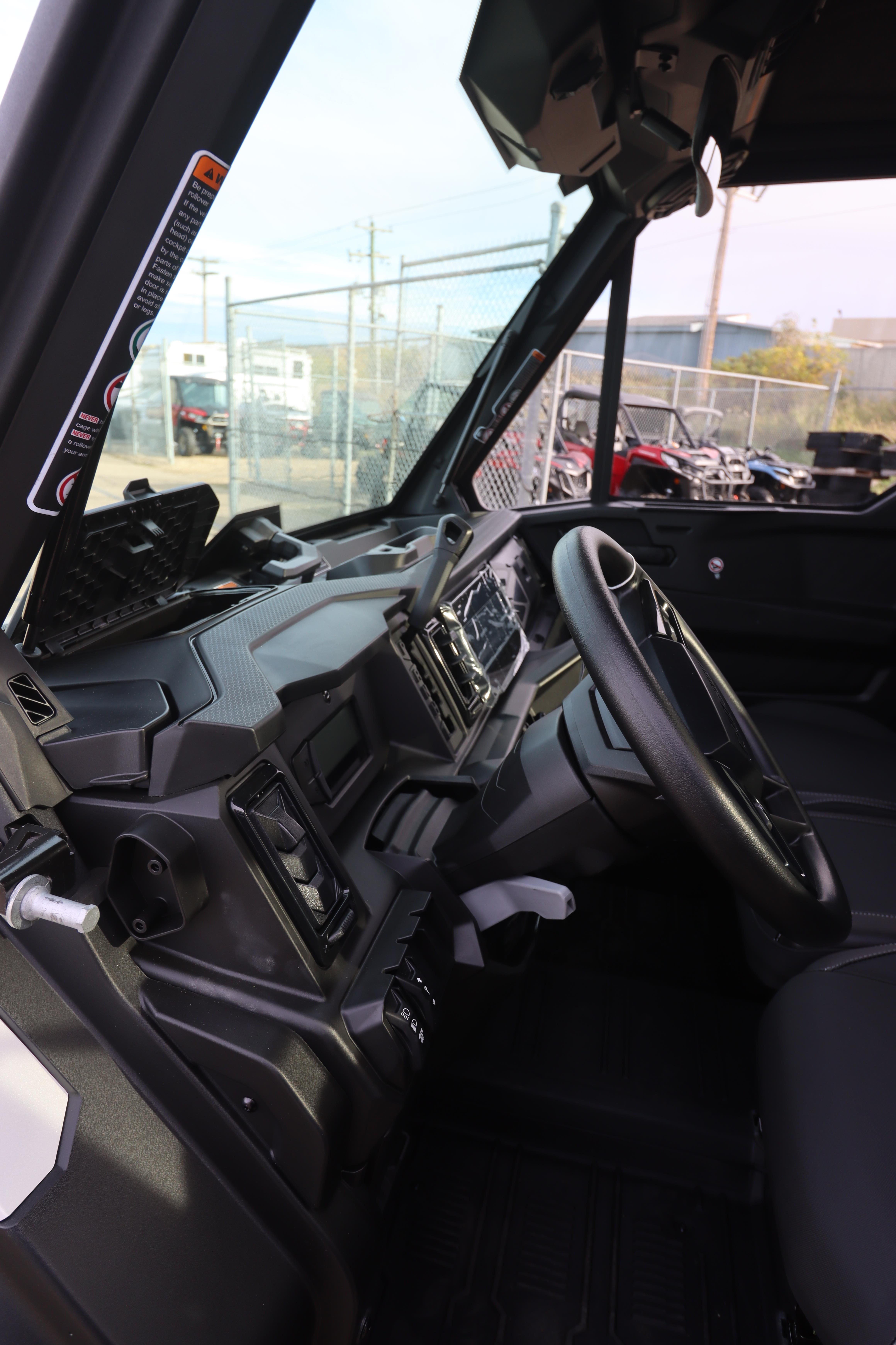 2026 Can-Am Defender Limited HD11 - Photo 8