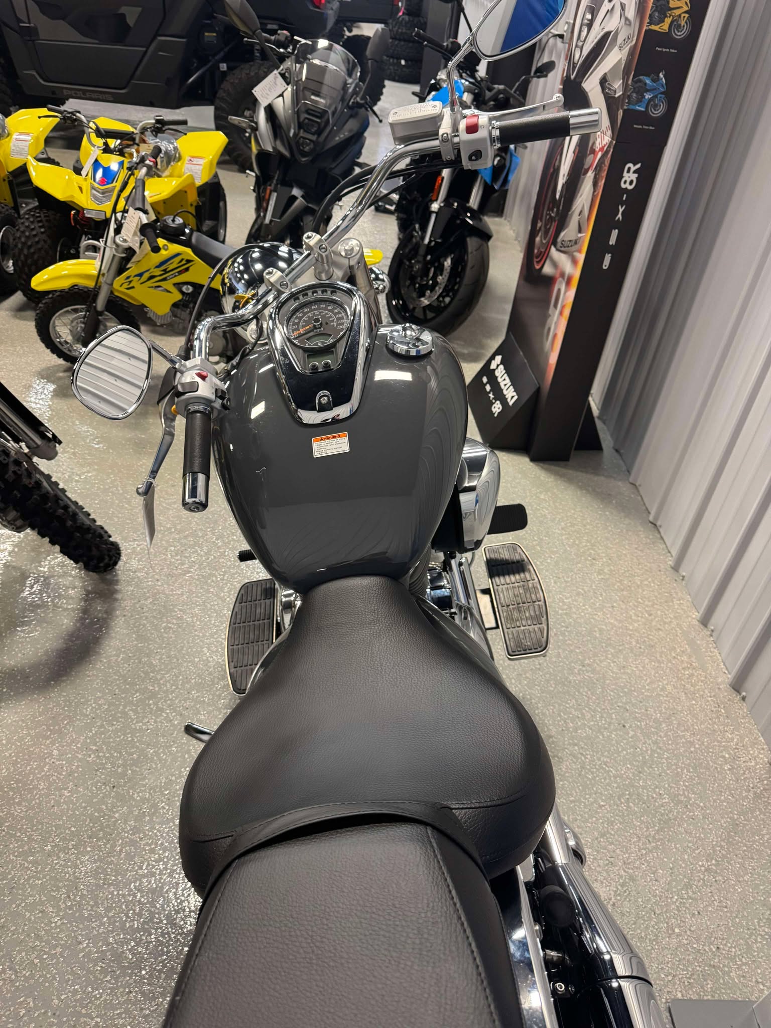 2025 Suzuki BOULEVARD C50 - Photo 5