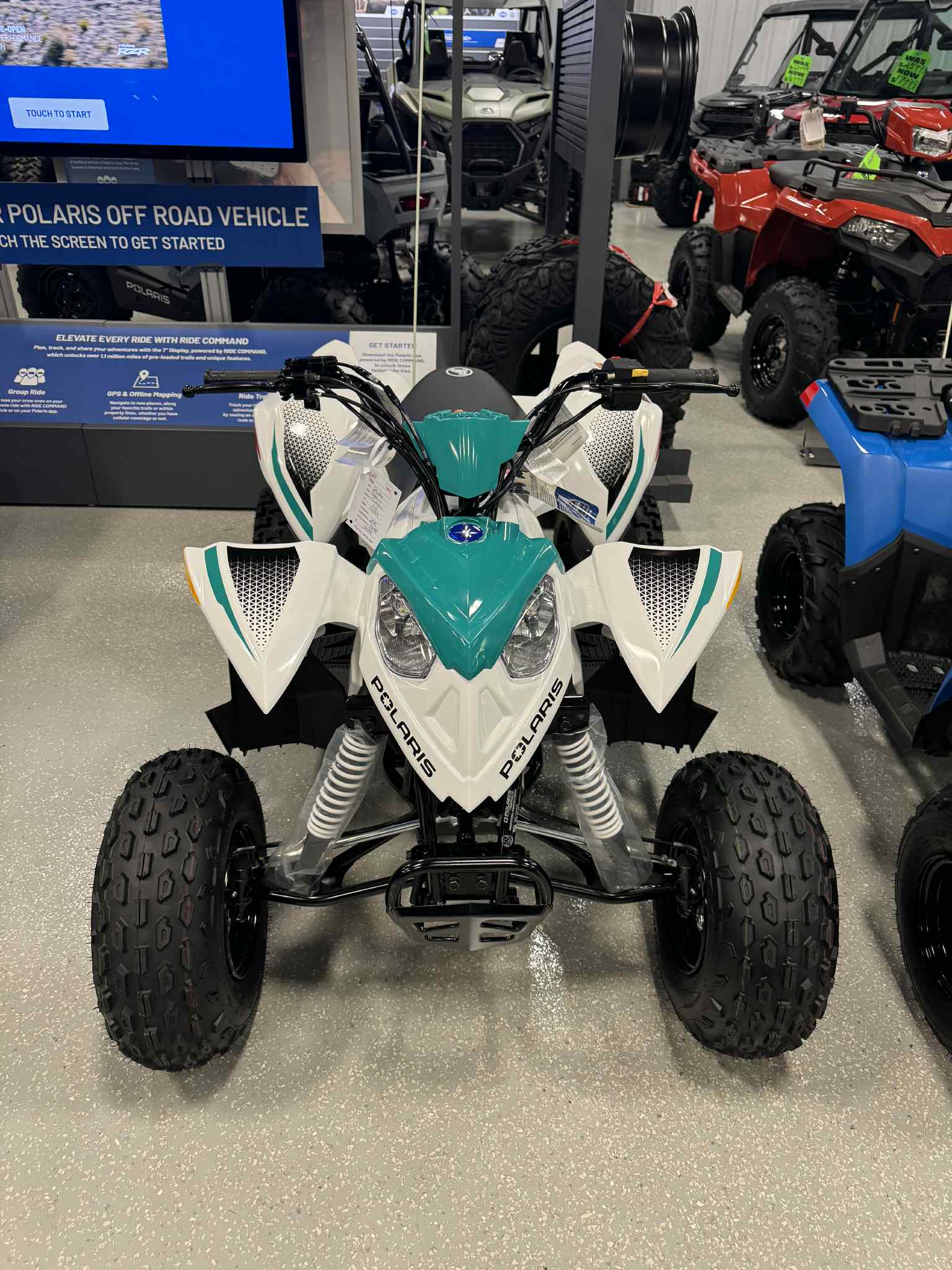 2025 Polaris OUTLAW 110 EFI - Photo 2