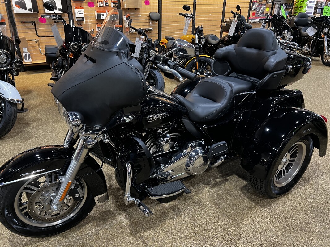 2020 Harley-Davidson® FLHTCUTG - Photo 6