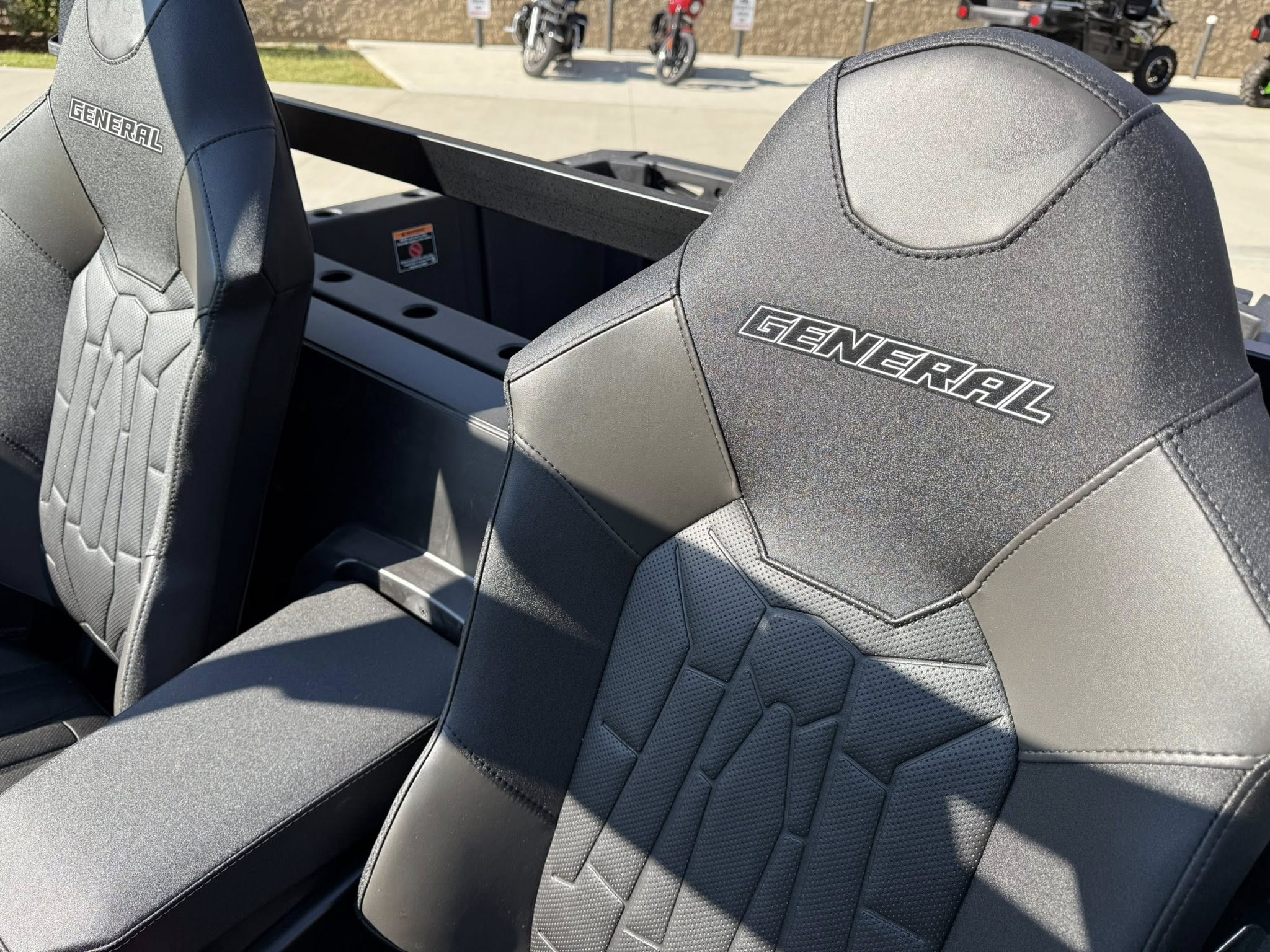 2026 Polaris GENERAL 1000 PREMIUM - Photo 2