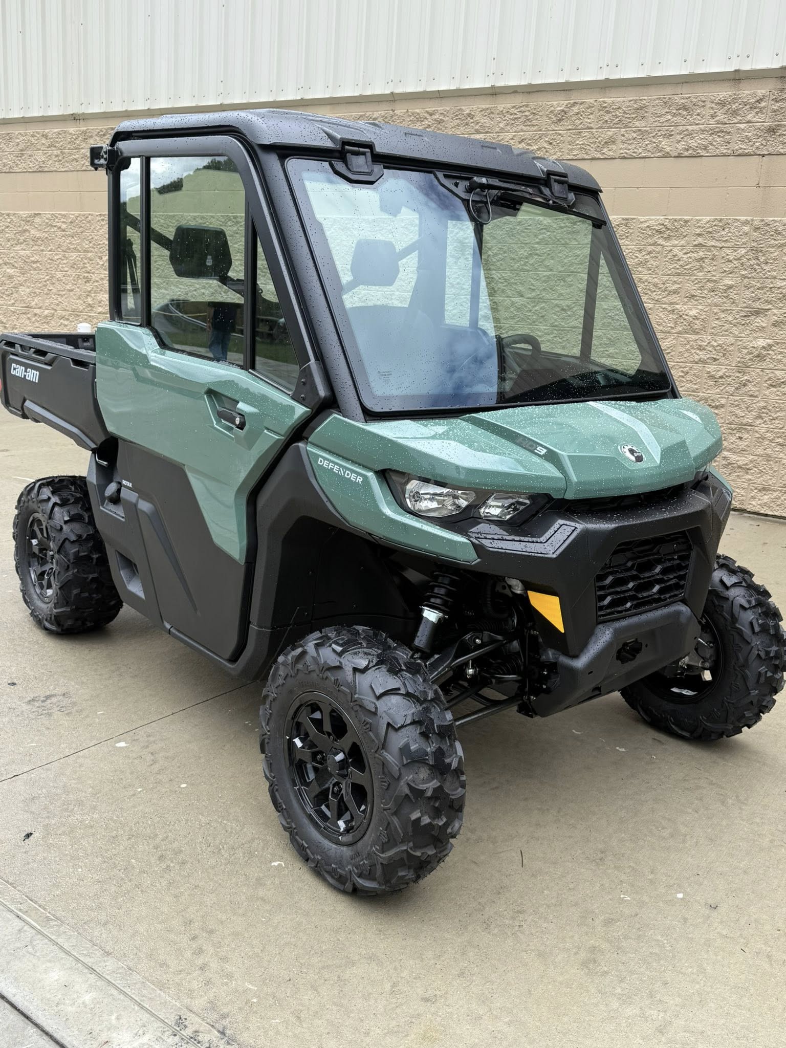 2026 Can-Am DEFENDER DPS CAB HD9 - Photo 5