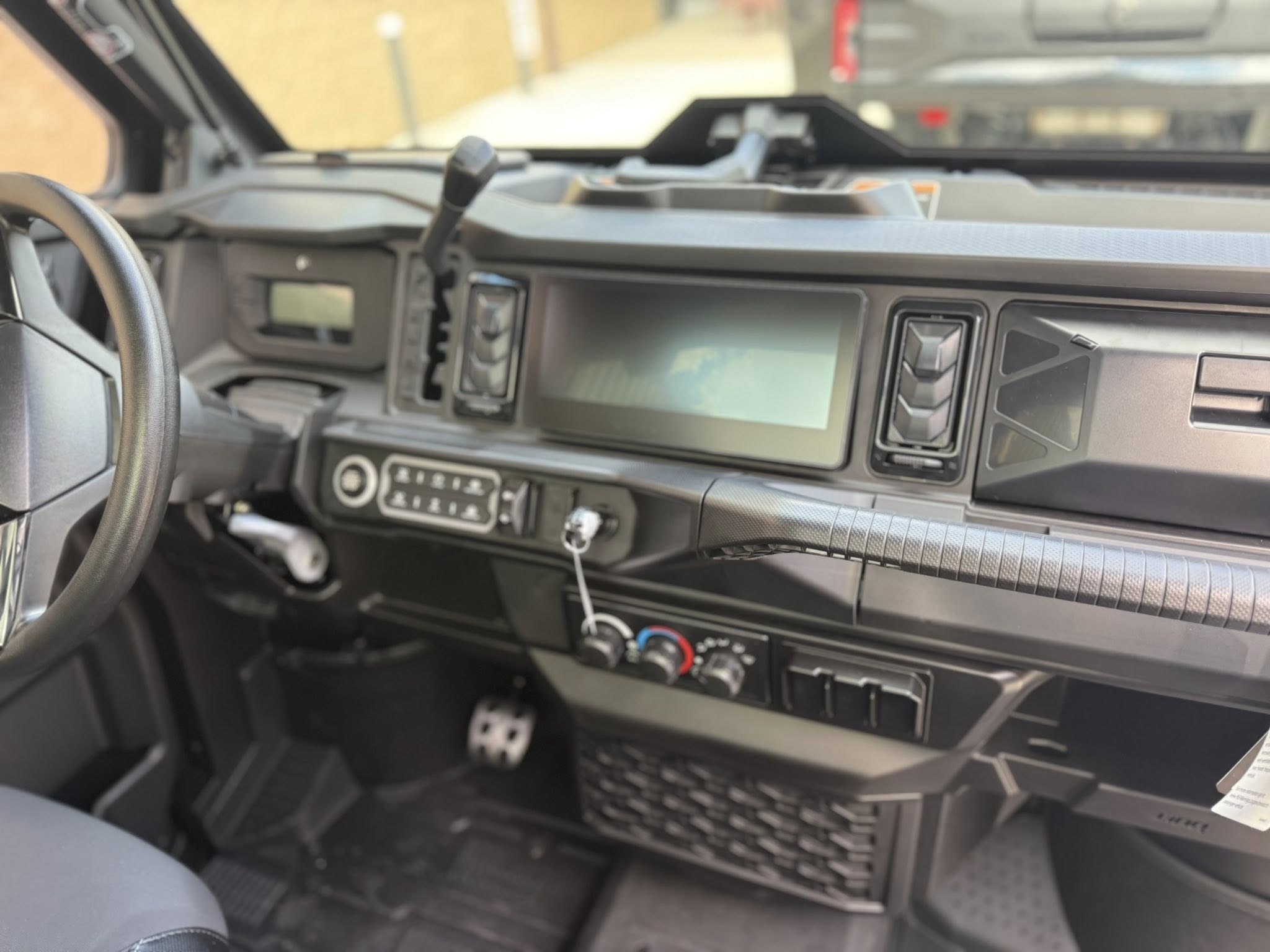 2026 Can-Am DEFENDER LIMITED HD11 - Photo 8