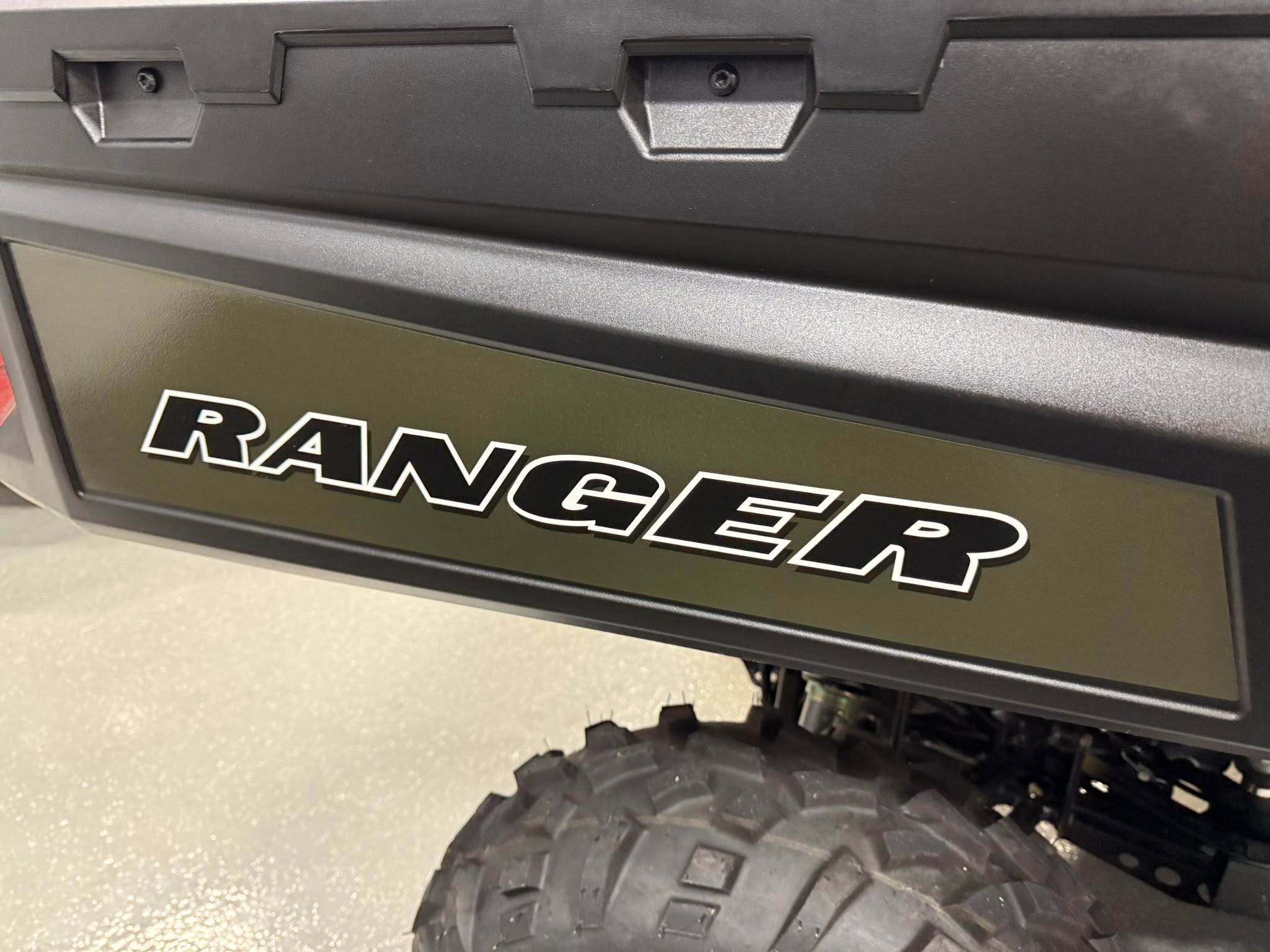 2025 Polaris RANGER CREW 570 FULL-SIZE - Photo 2