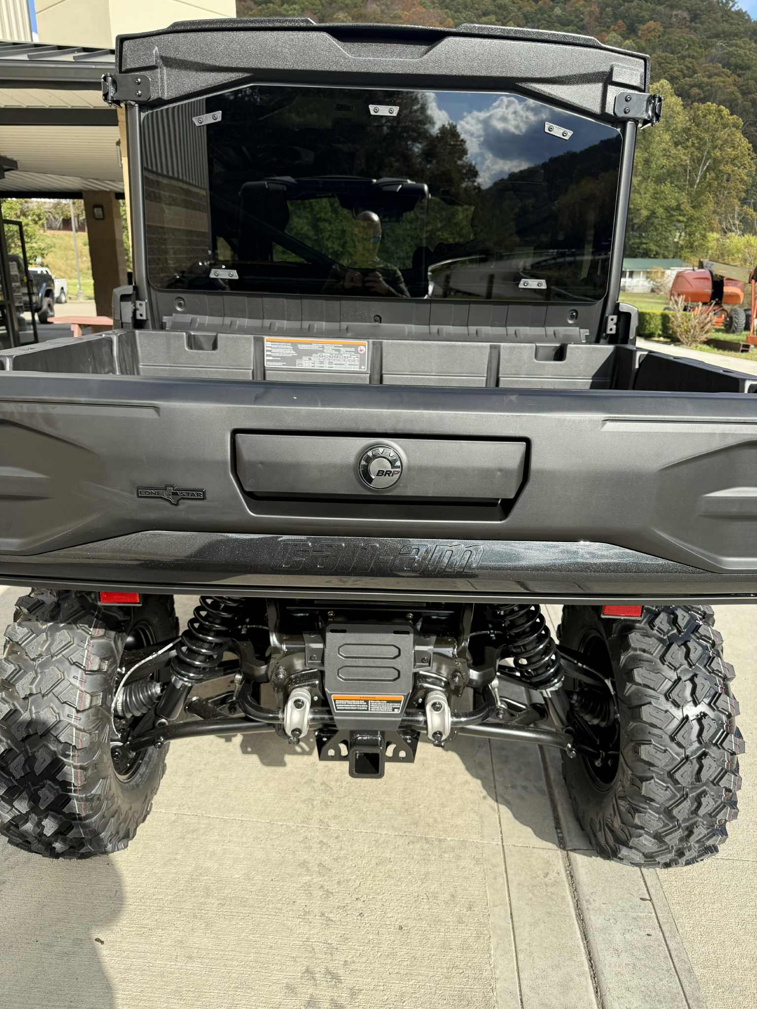 2026 Can-Am DEFENDER MAX LONESTAR CAB HD 11 - Photo 8