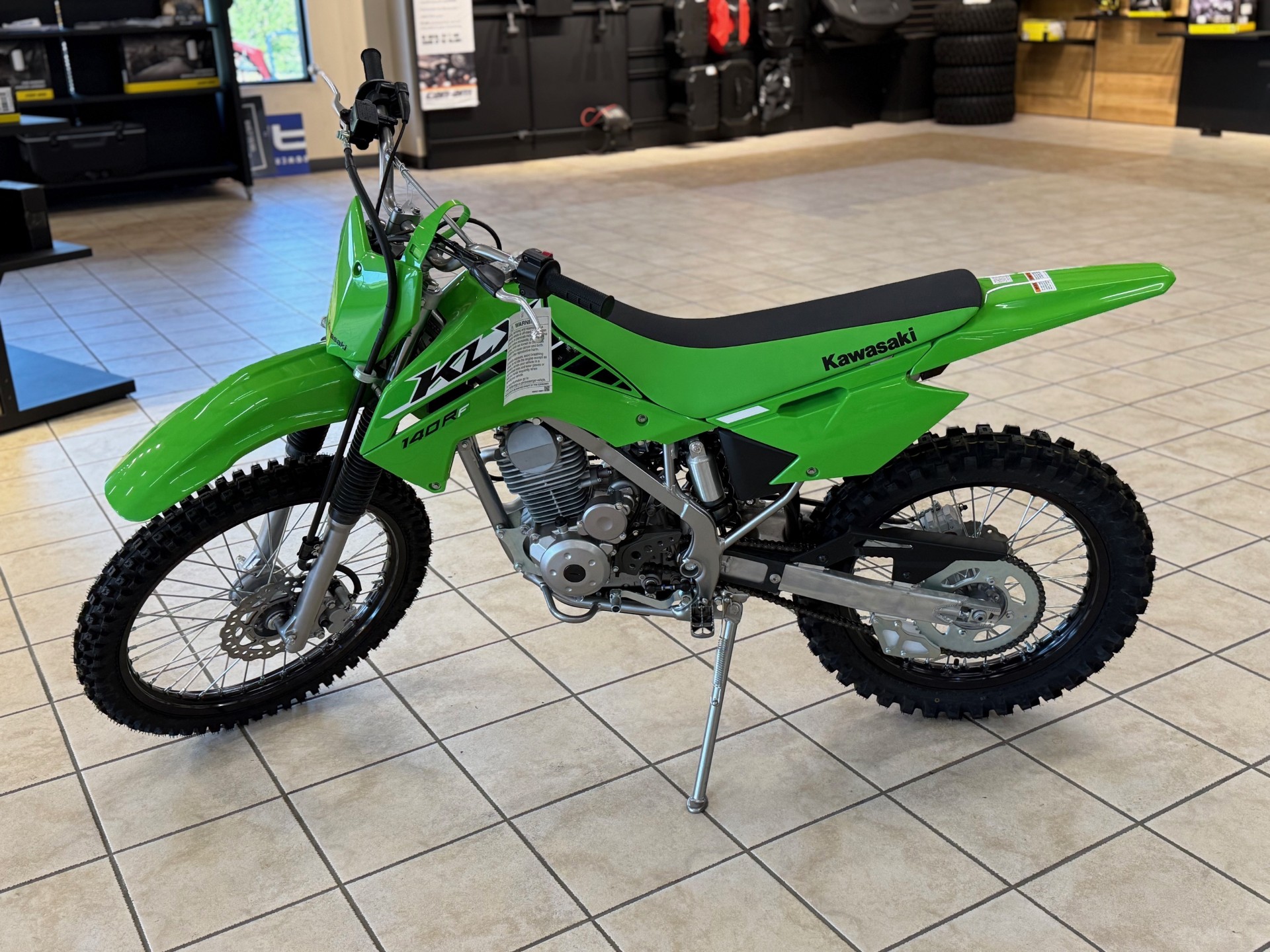 2025 Kawasaki KLX 140R F - Photo 4