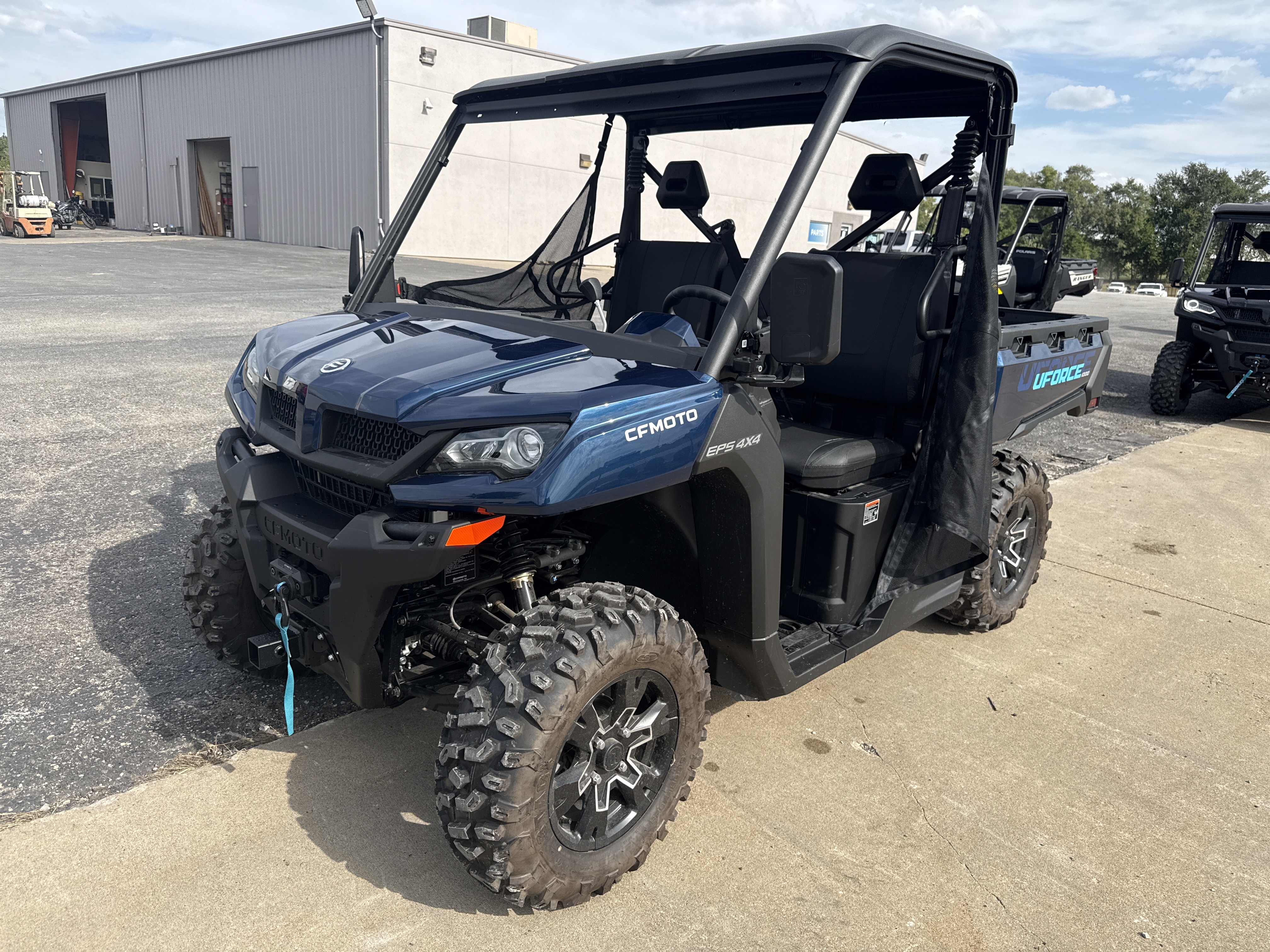 2025 CFMOTO UFORCE 1000