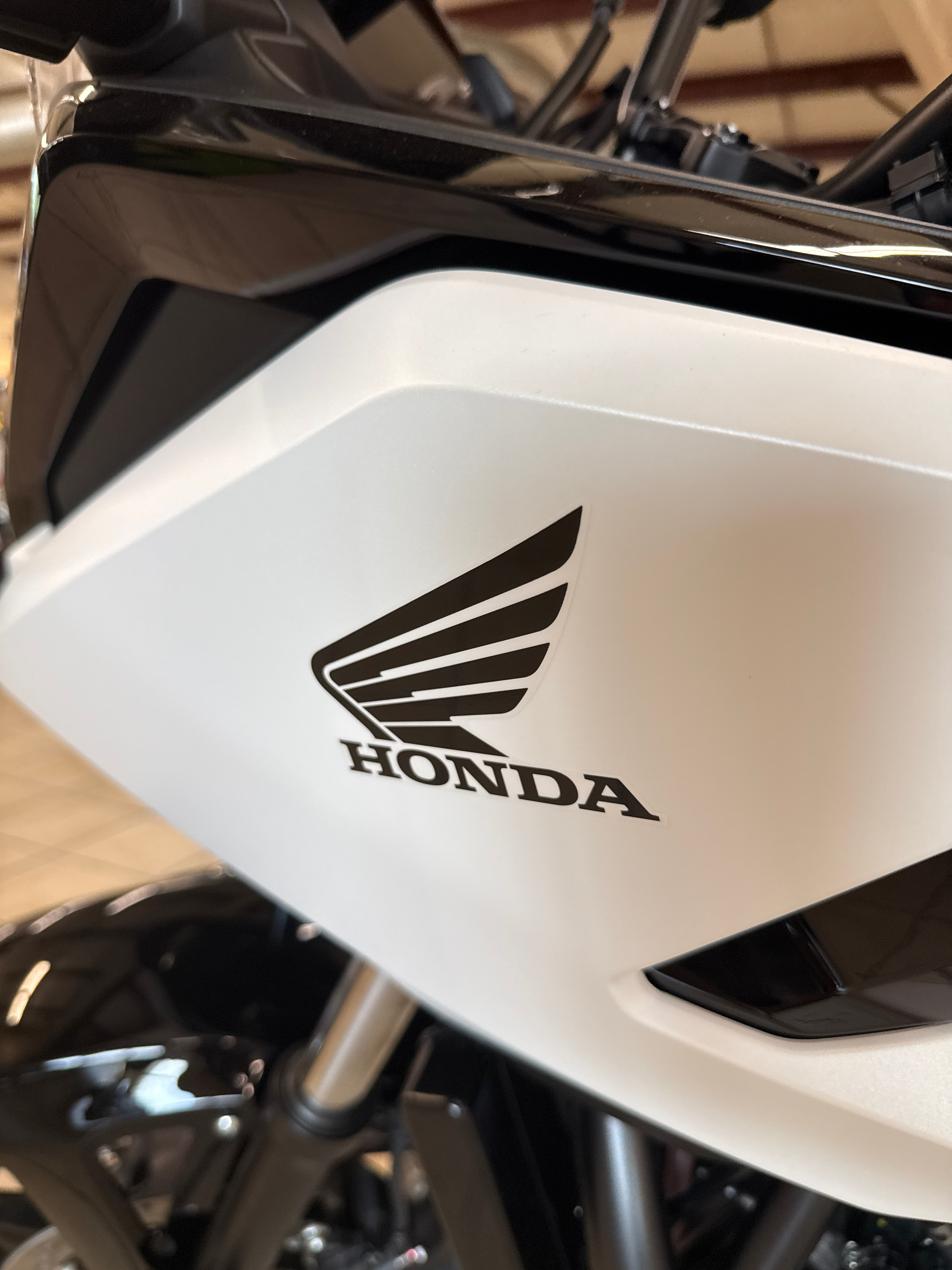 2025 Honda NC750X - Photo 4