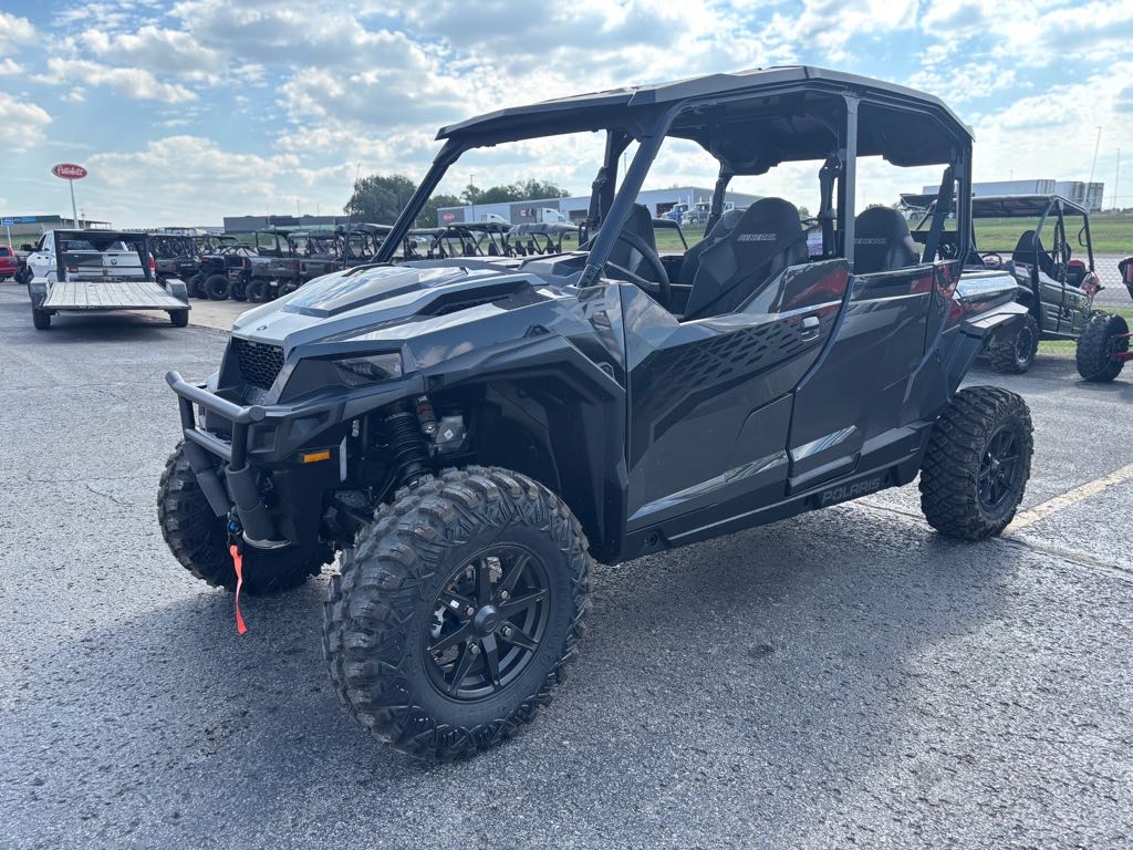 2025 Polaris GENERAL XP 4 1000 Ultimate