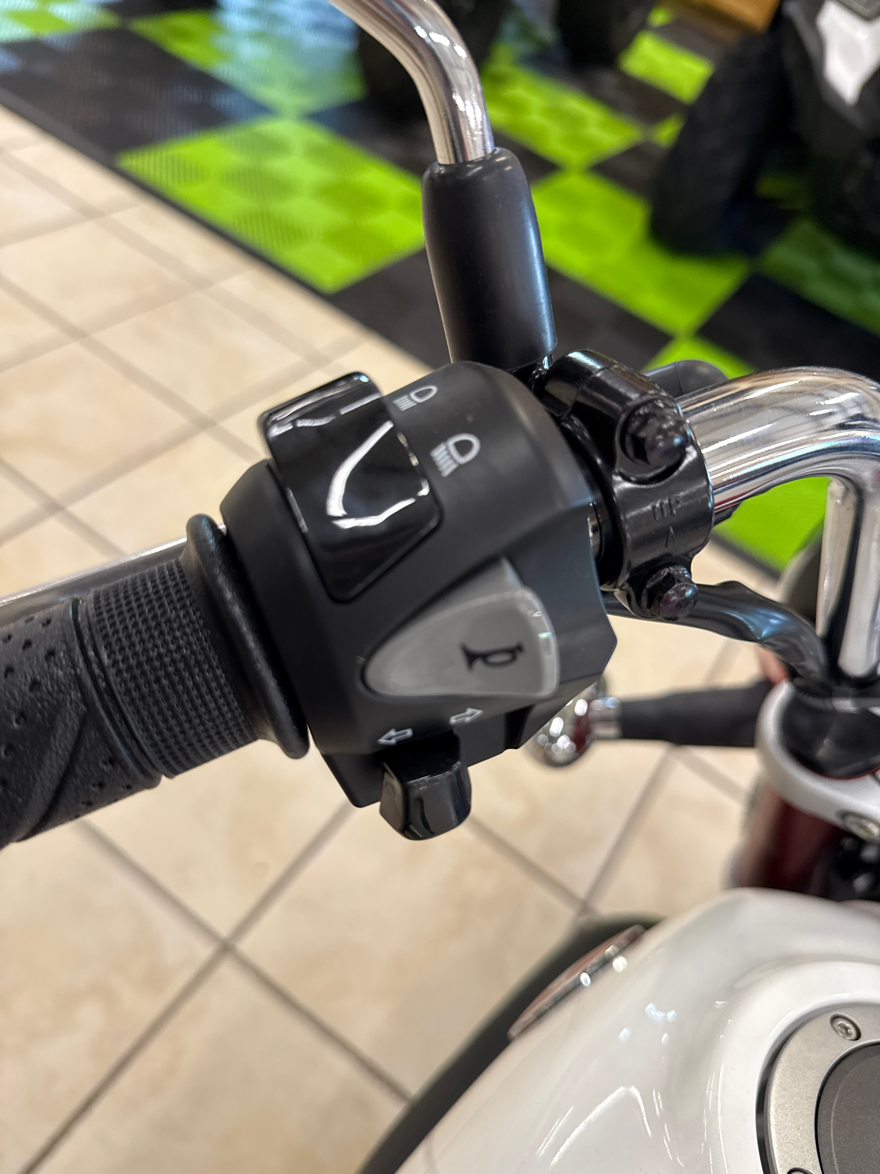 2025 Honda MONKEY - Photo 6