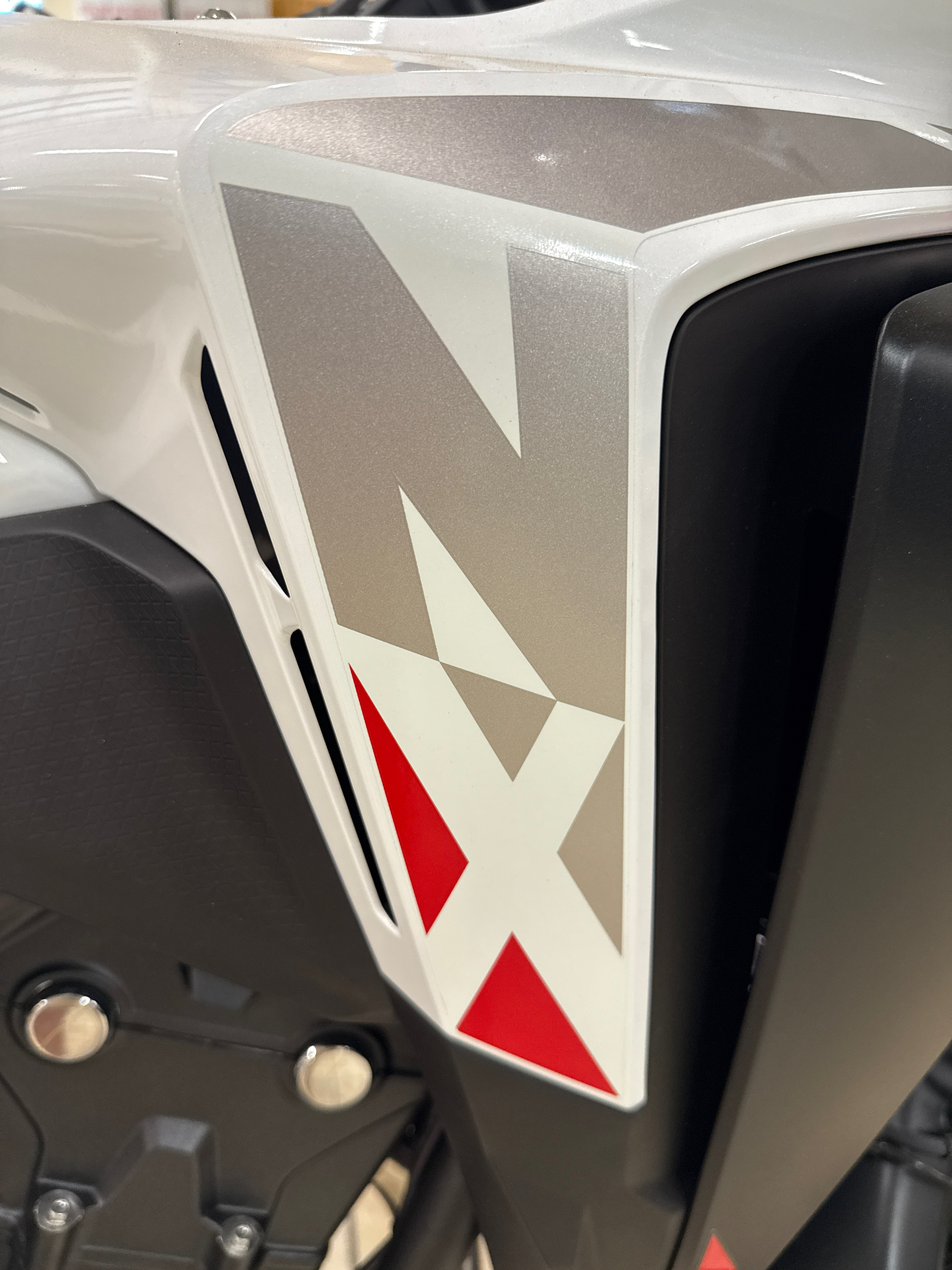 2025 Honda NX500 - Photo 3