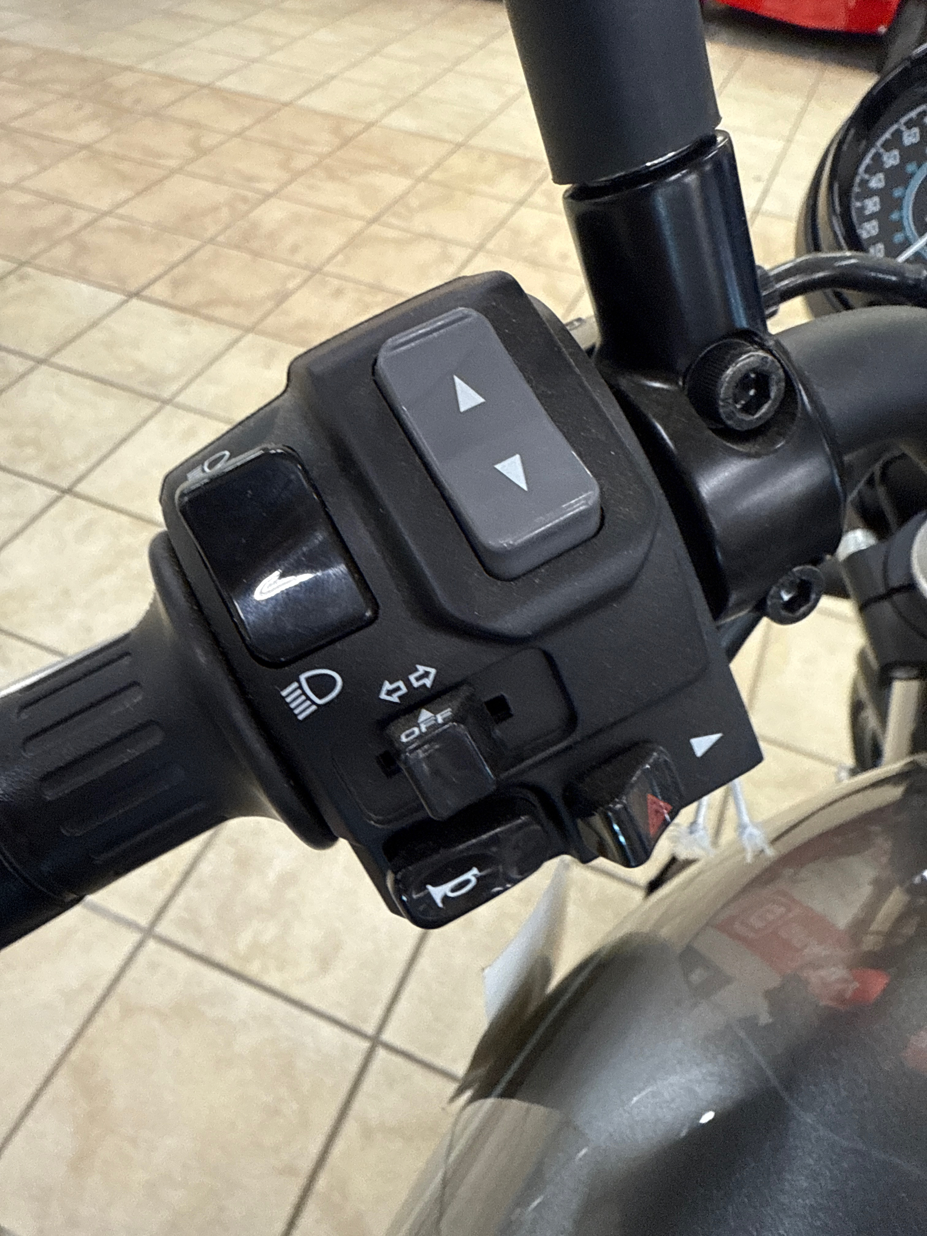 2023 Kawasaki Z650RS ABS - Photo 5