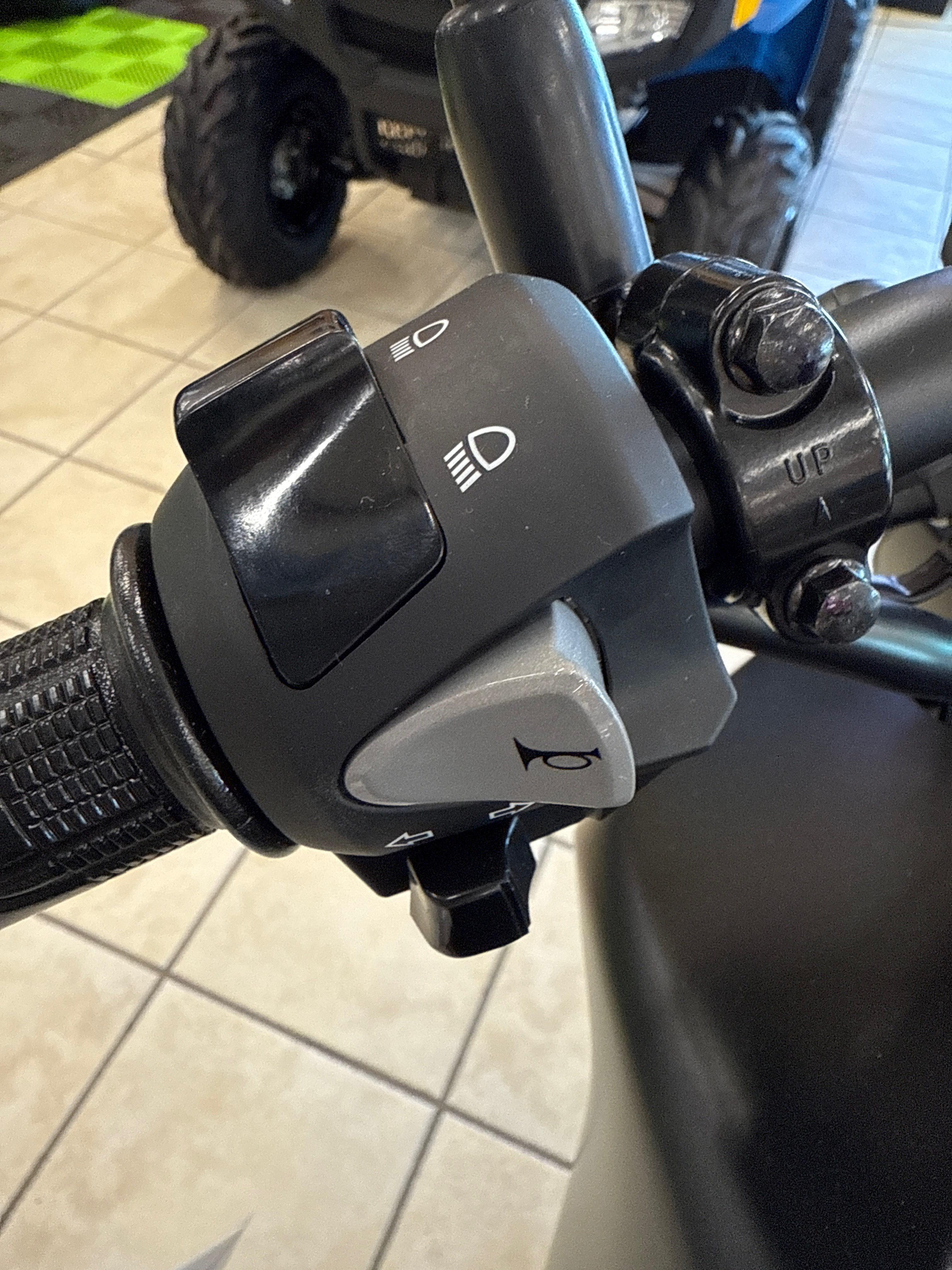 2026 Honda GROM SP - Photo 5