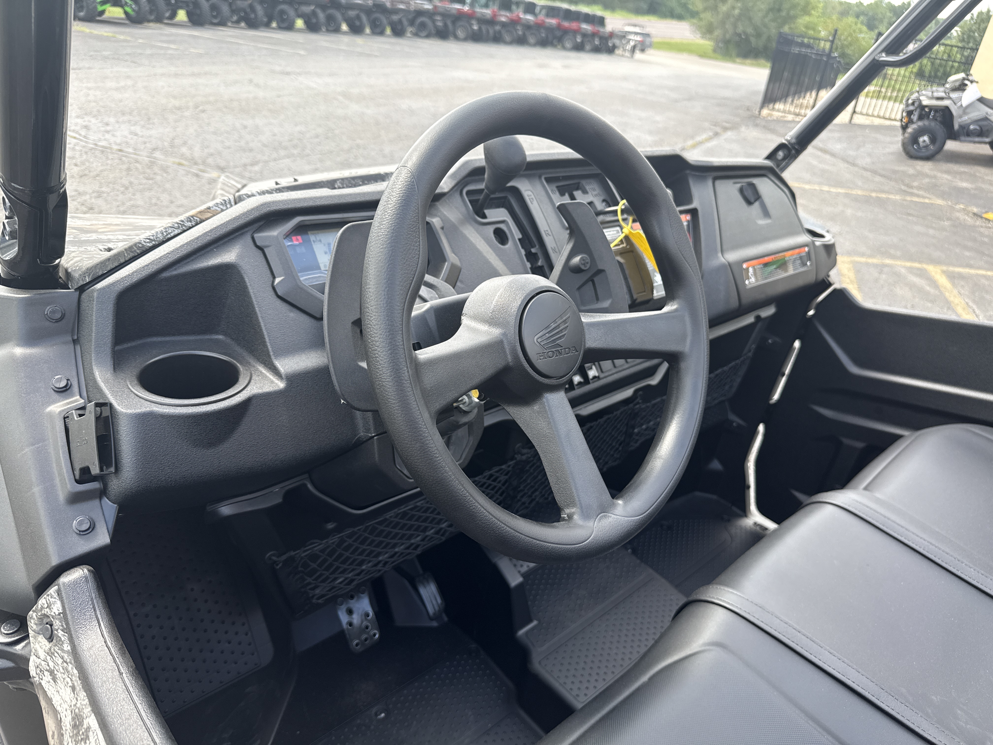 2025 Honda PIONEER 1000-6 - Photo 7