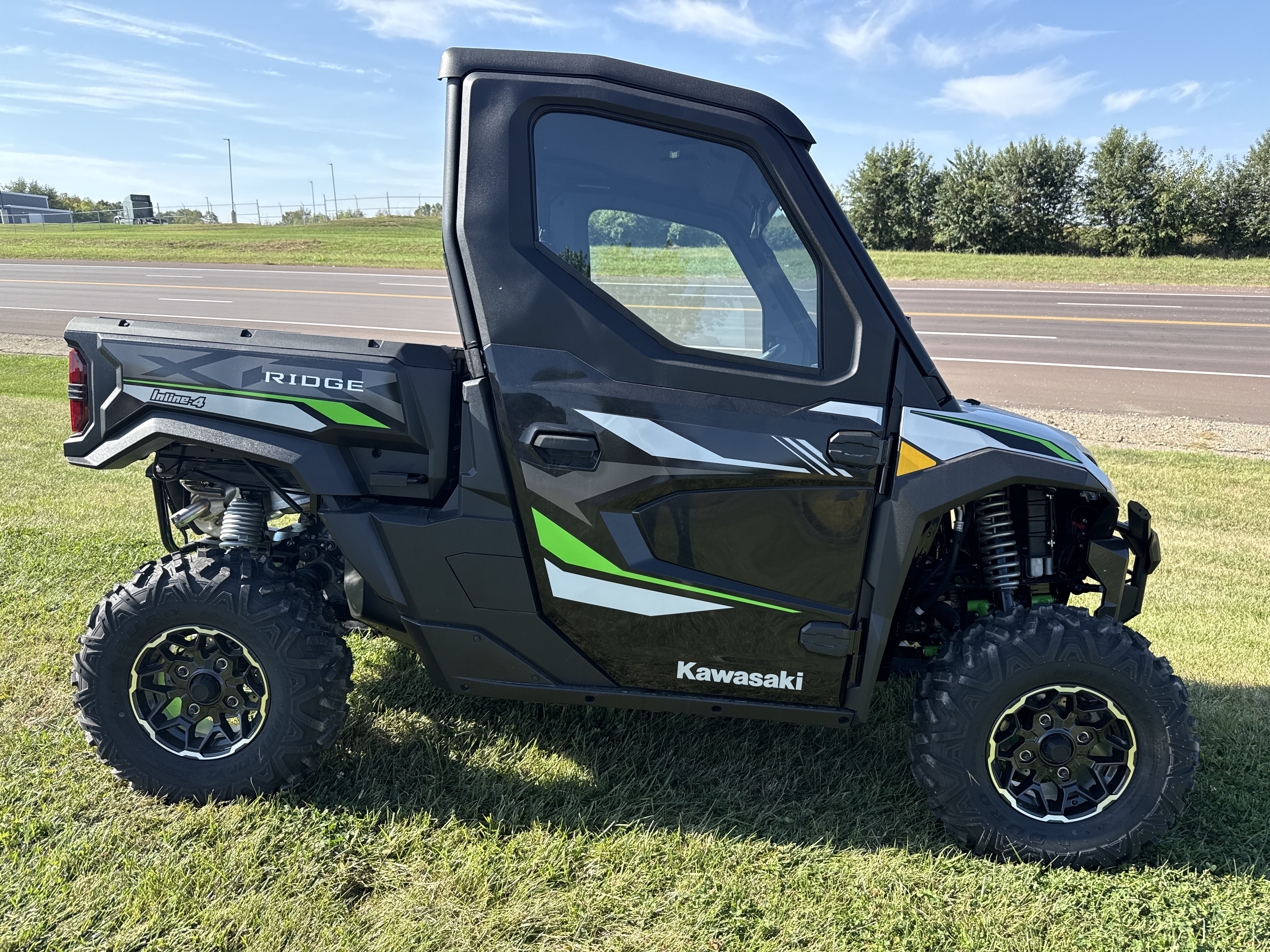 2025 Kawasaki RIDGE XR HVAC - Photo 5