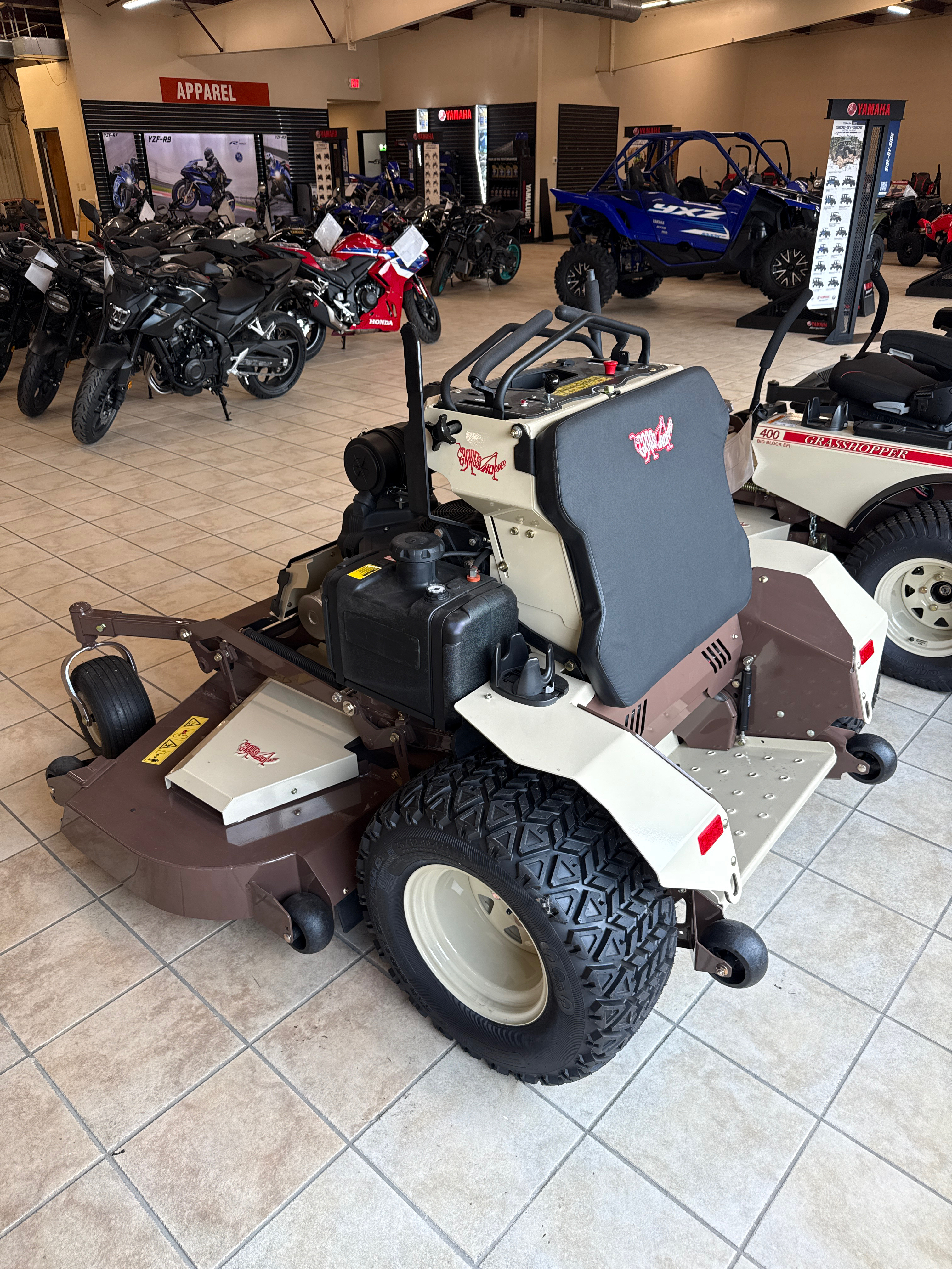 2025 Grasshopper 535180 - Photo 4