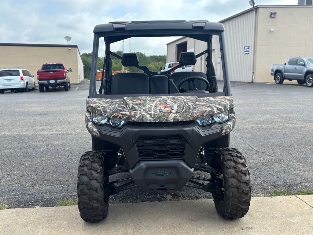 2024 Can-Am Defender HD7 - Photo 2