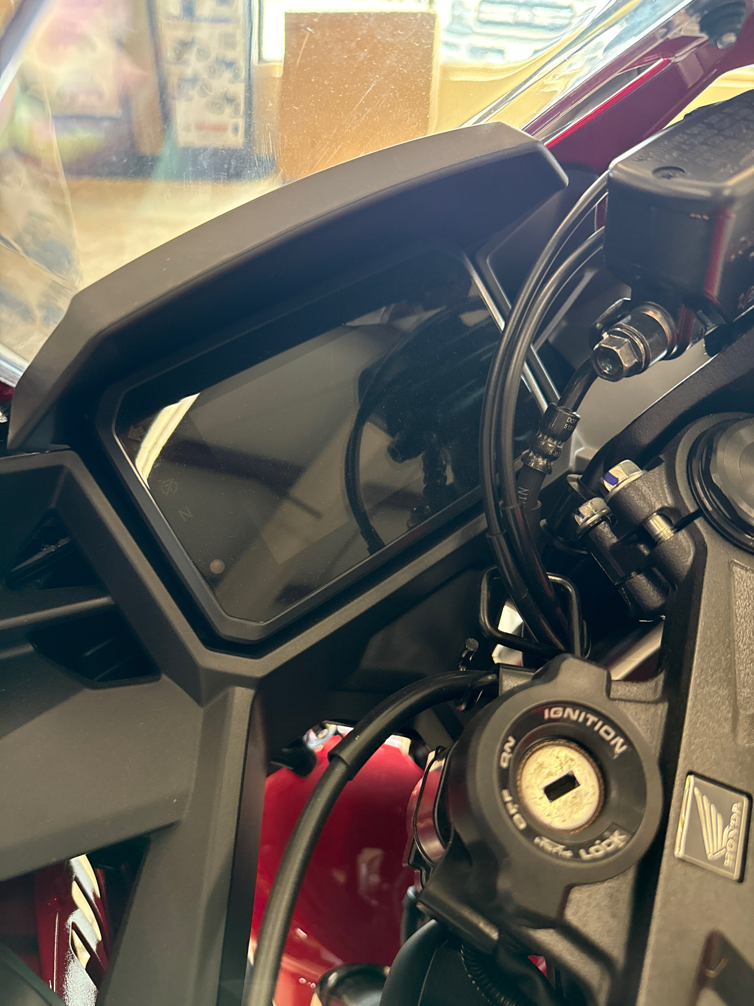 2025 Honda CBR500R ABS - Photo 5