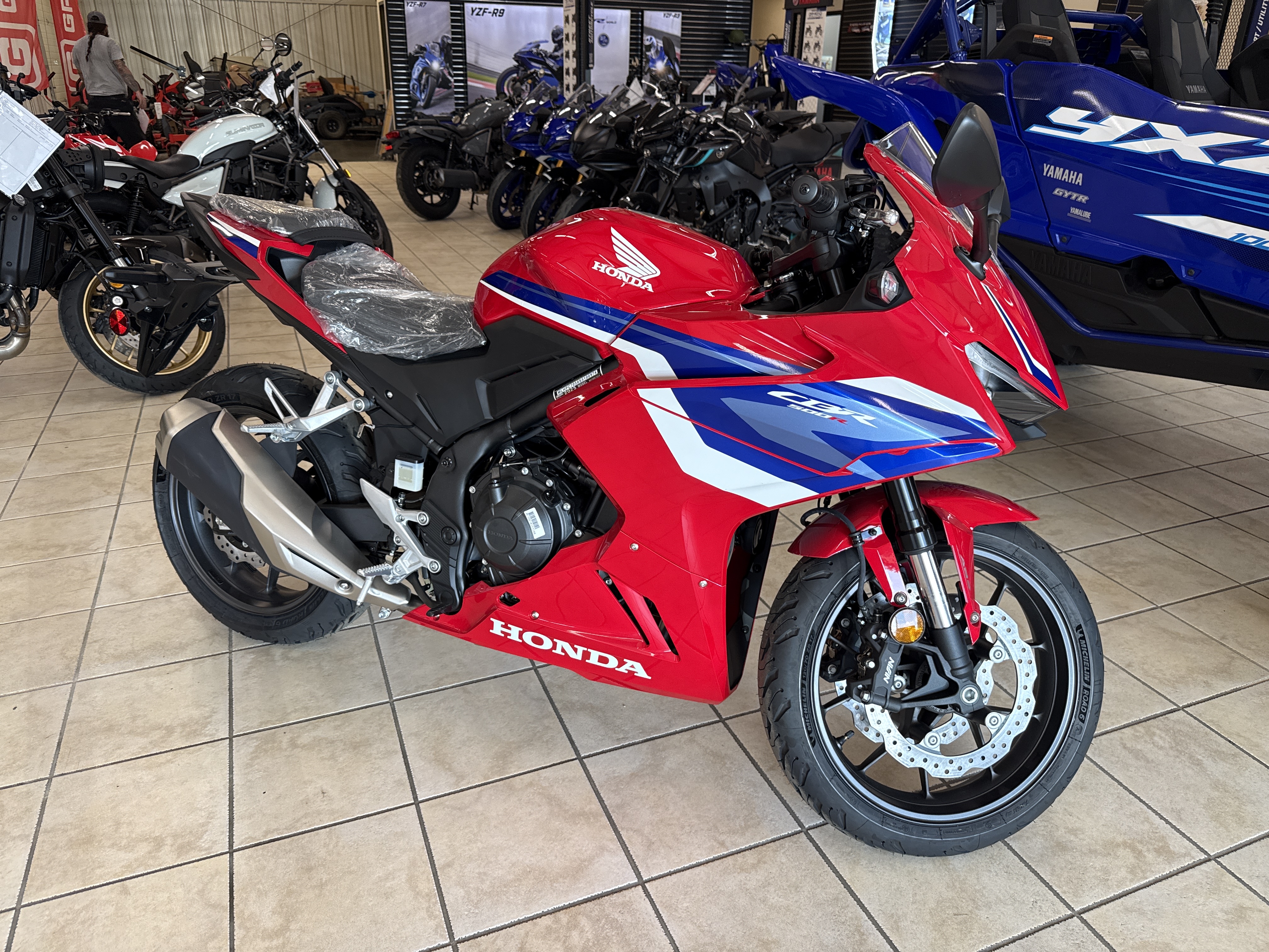 2025 Honda CBR500R ABS