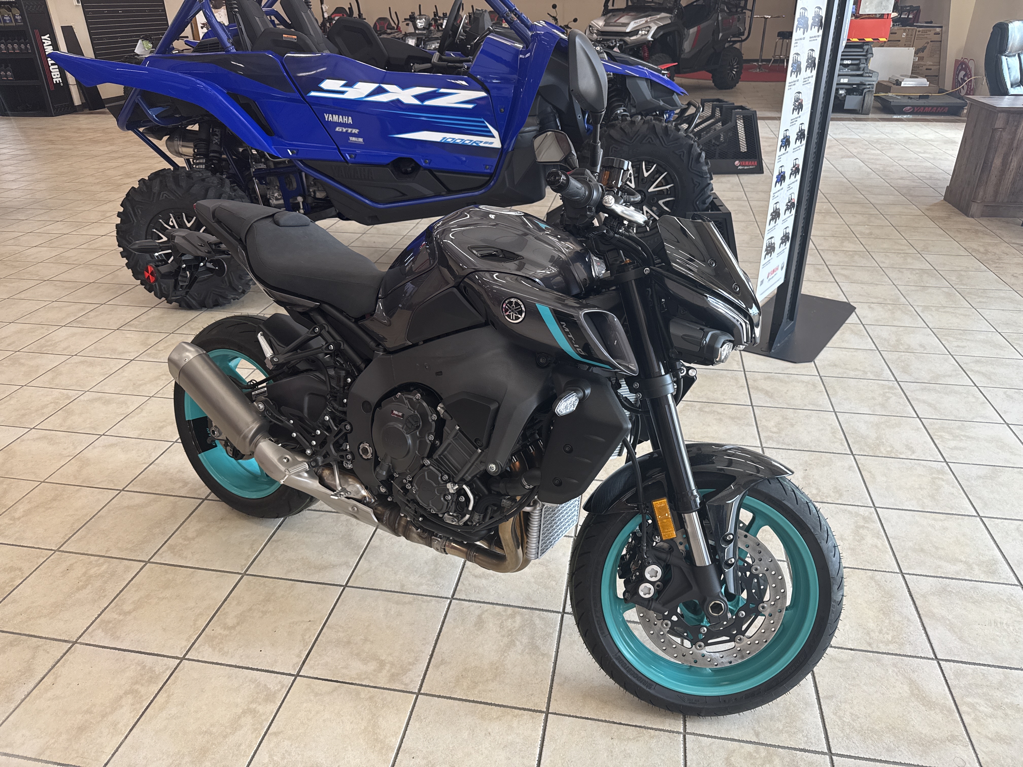 2024 Yamaha MT 10