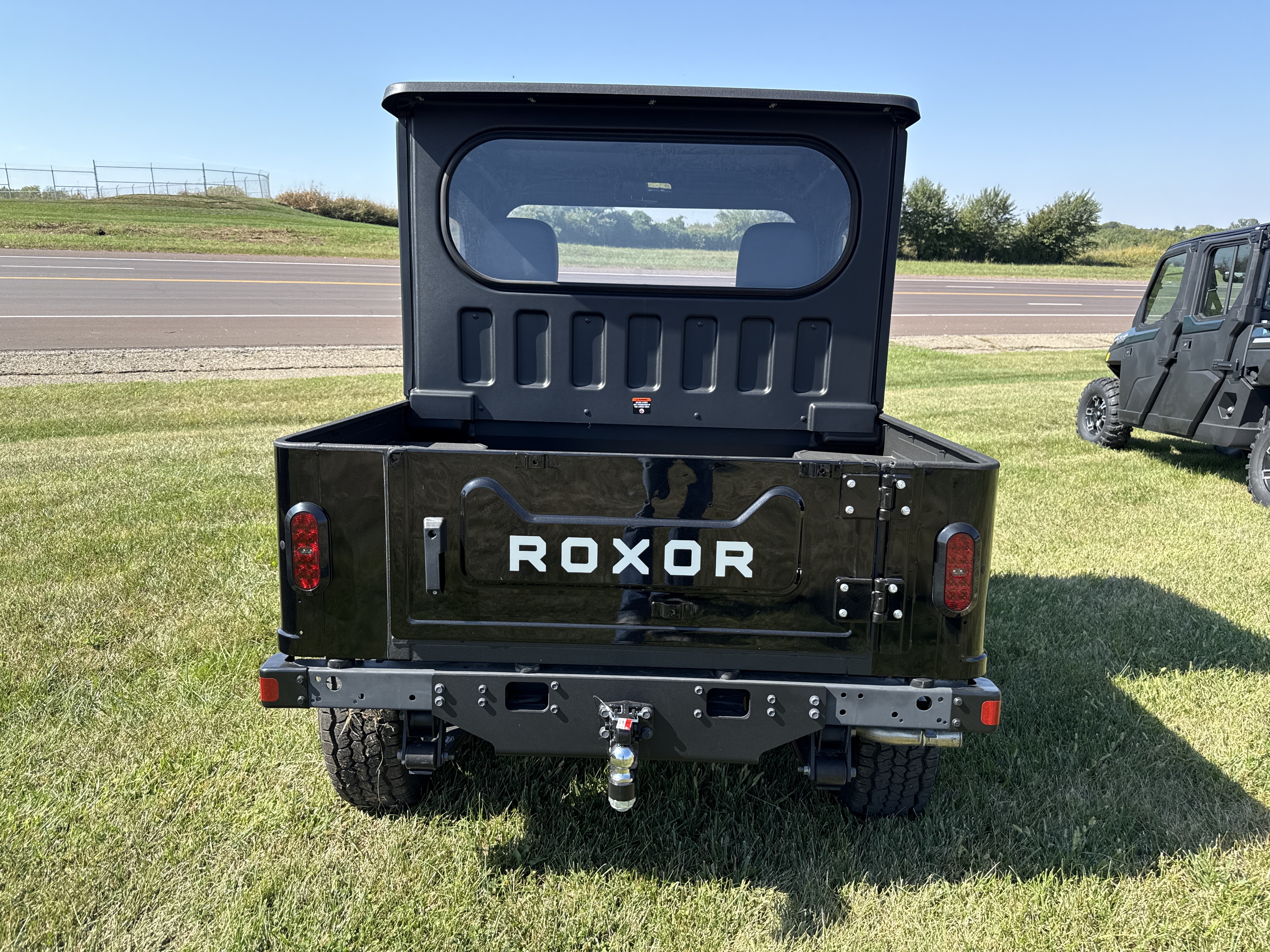 2025 ROXOR ALL-WEATHER - Photo 4