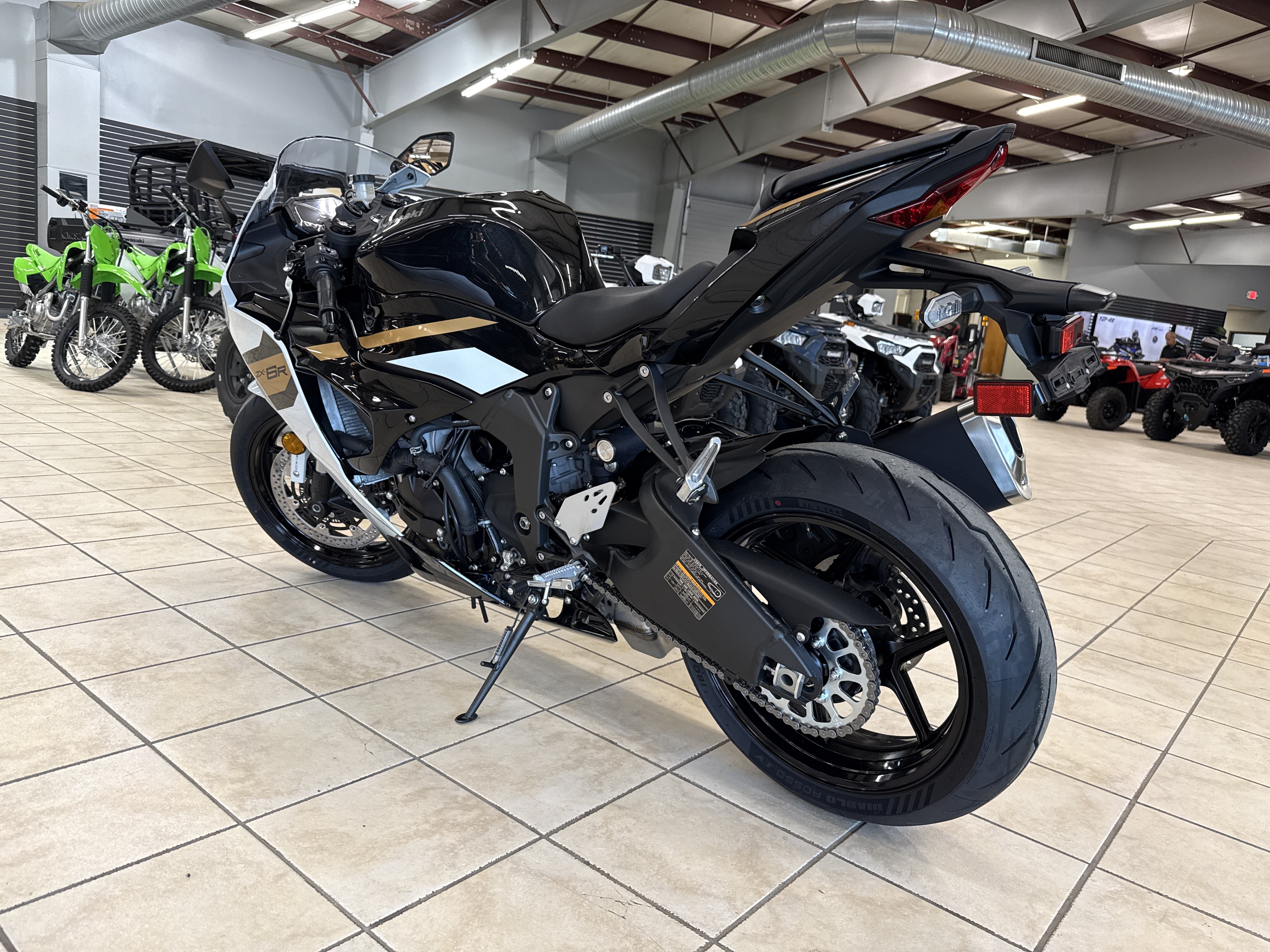 2026 Kawasaki NINJA ZX 6R ABS - Photo 4