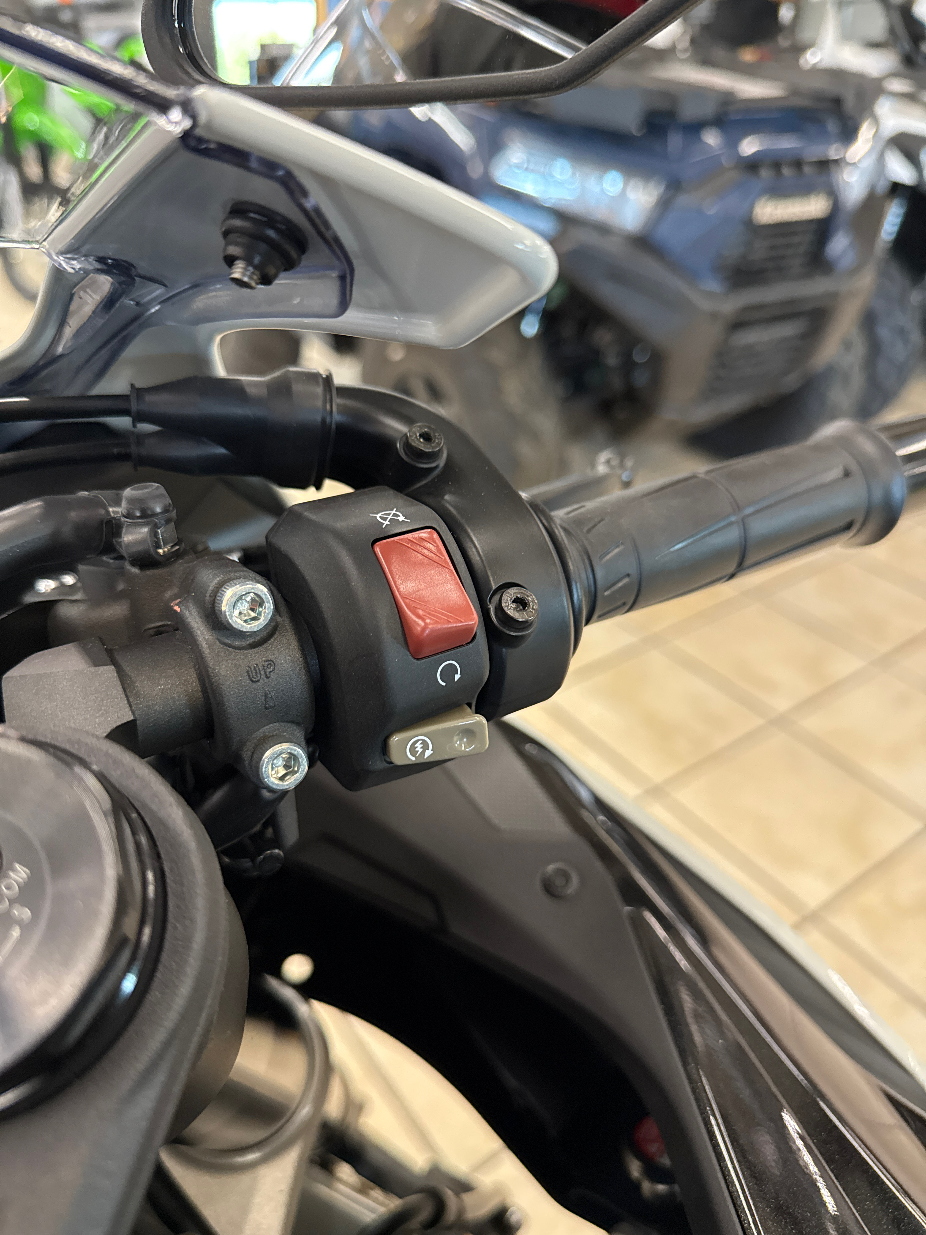 2026 Kawasaki NINJA ZX 6R ABS - Photo 8