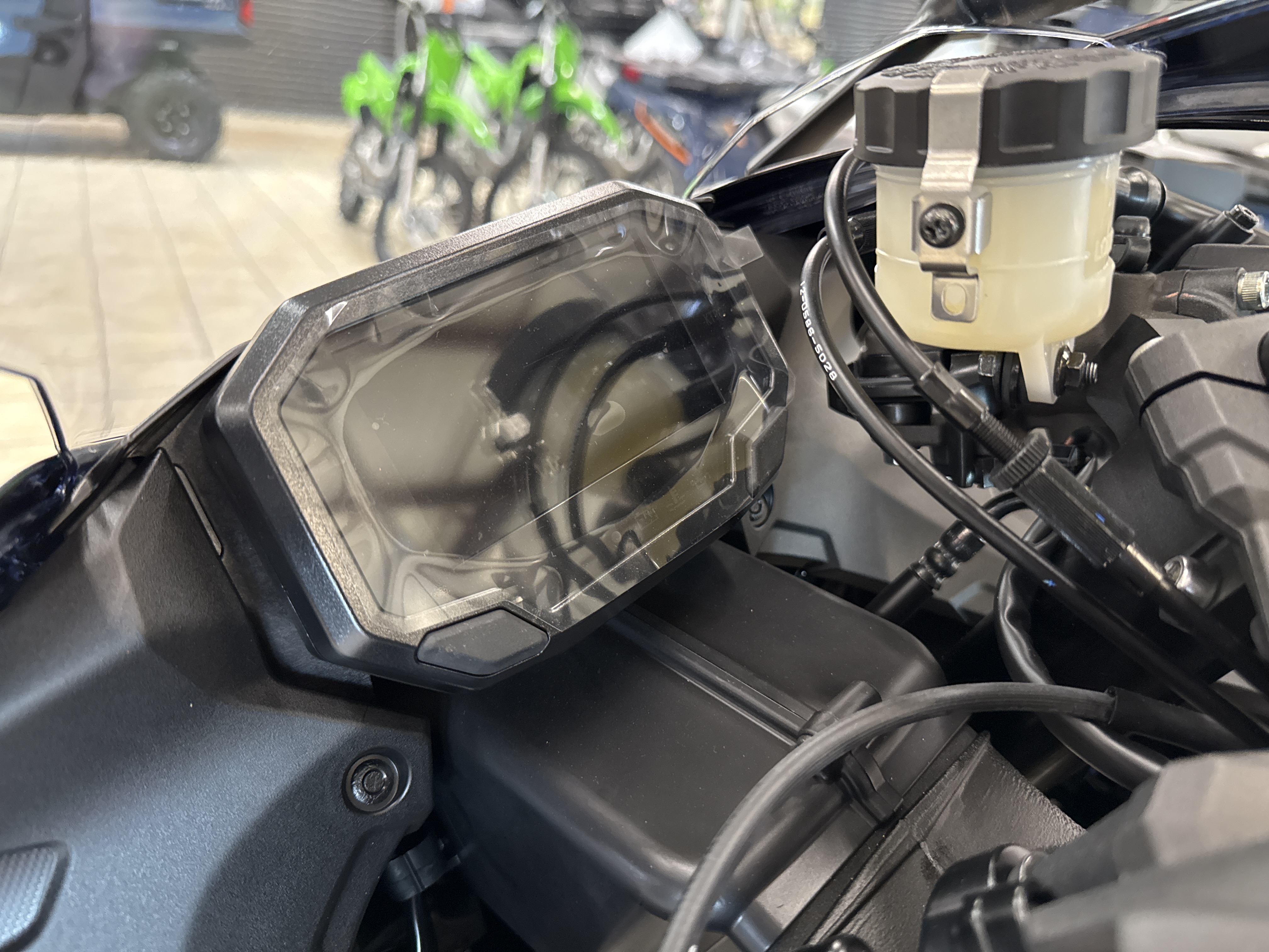 2026 Kawasaki NINJA ZX 6R - Photo 7