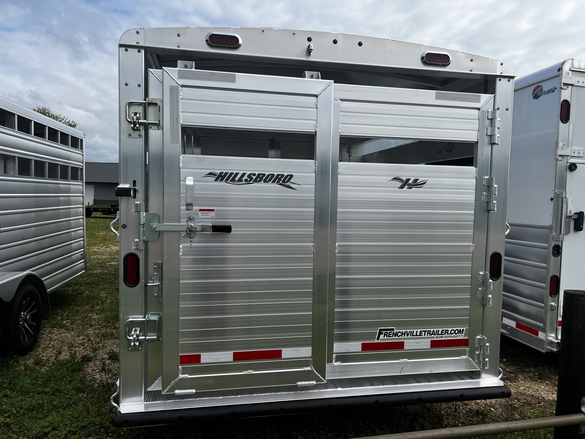 TURNPIKE LIVESTOCK TRAILER MAMMOTH ブリキ TURNPIKE LIVESTOCK TRAILER MAMMOTH ブリキ TURNPIKE LIVESTOCK