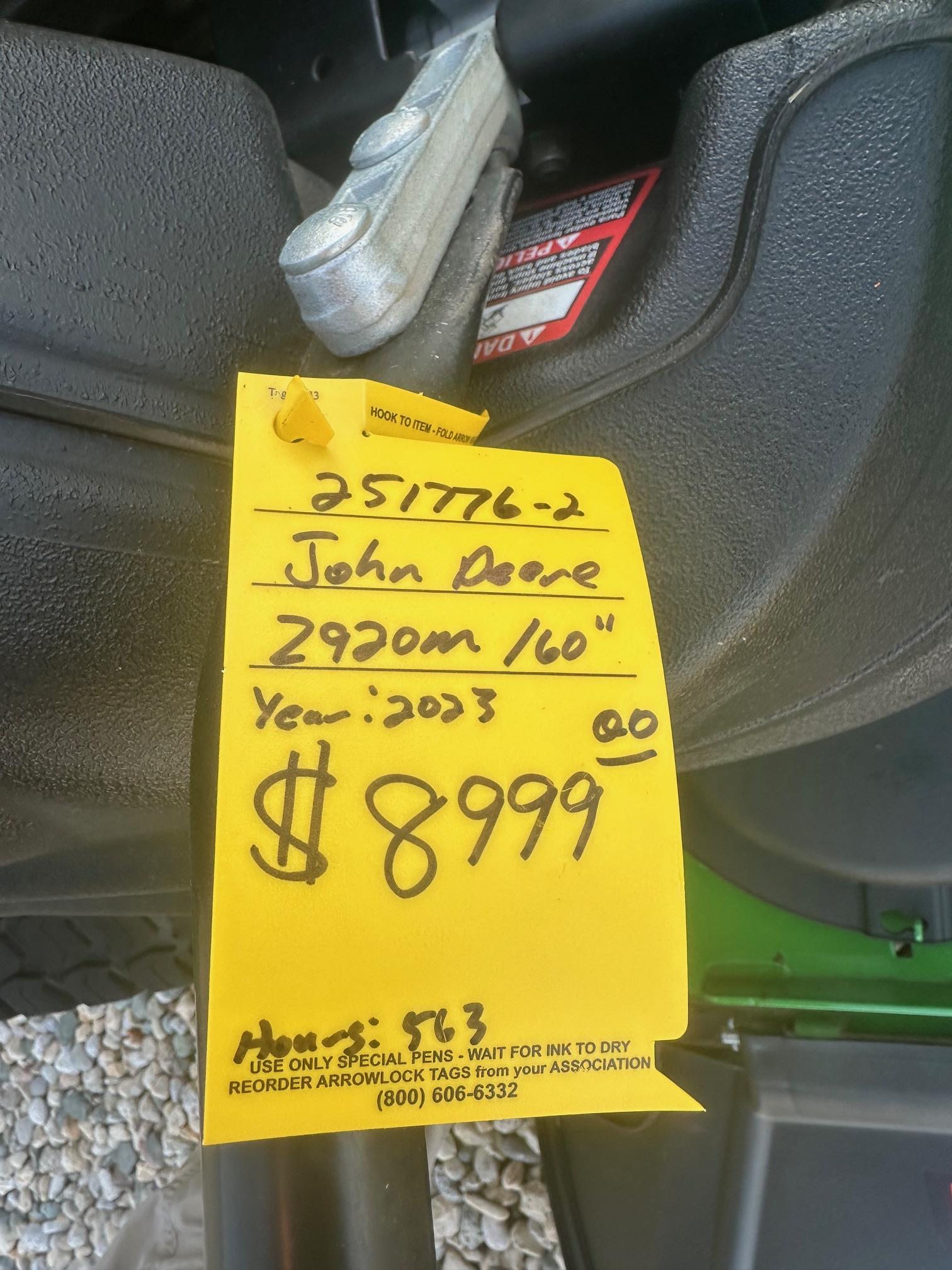 2023 John Deere Z920M - Photo 2
