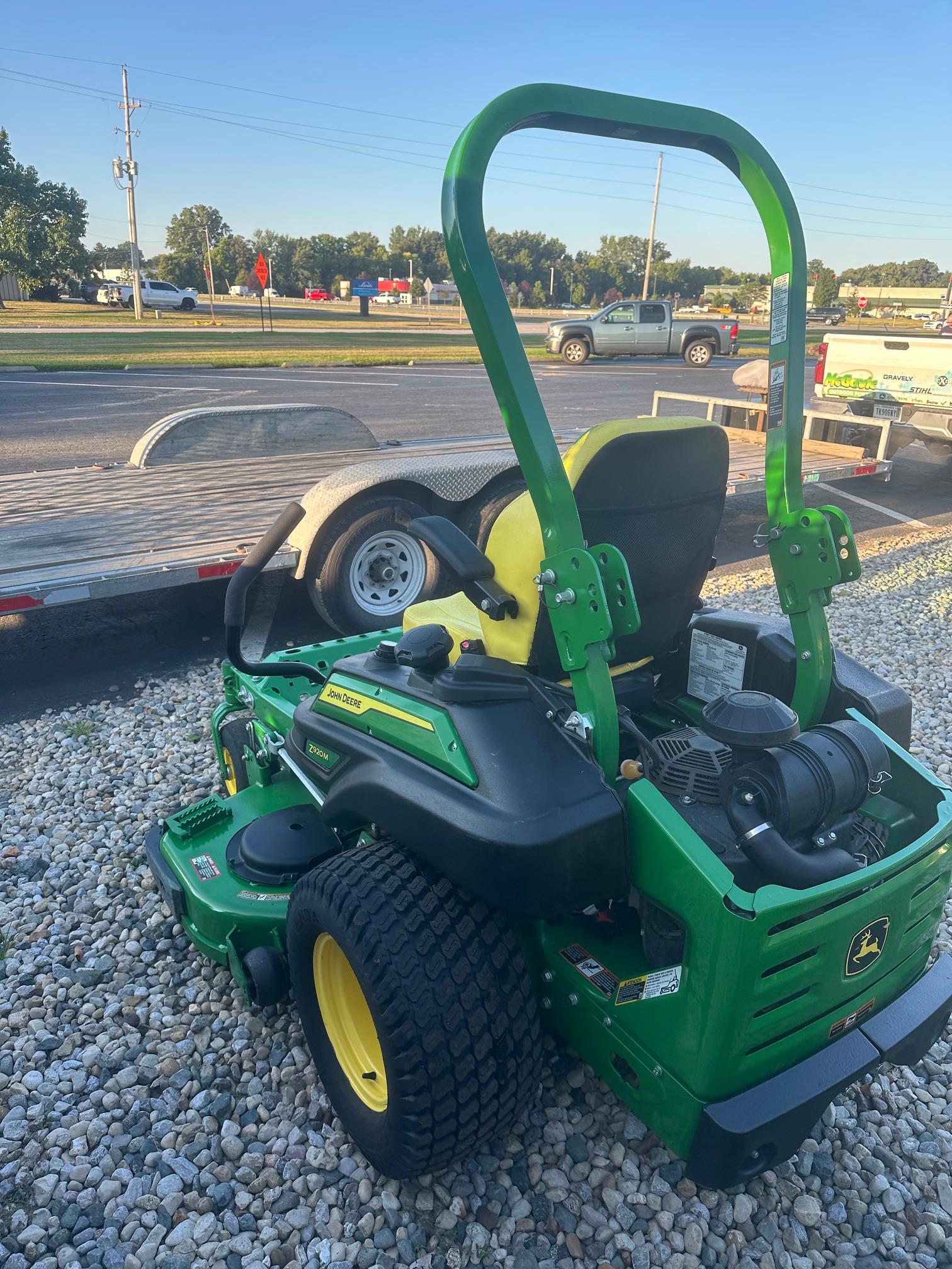 2023 John Deere Z920M - Photo 4