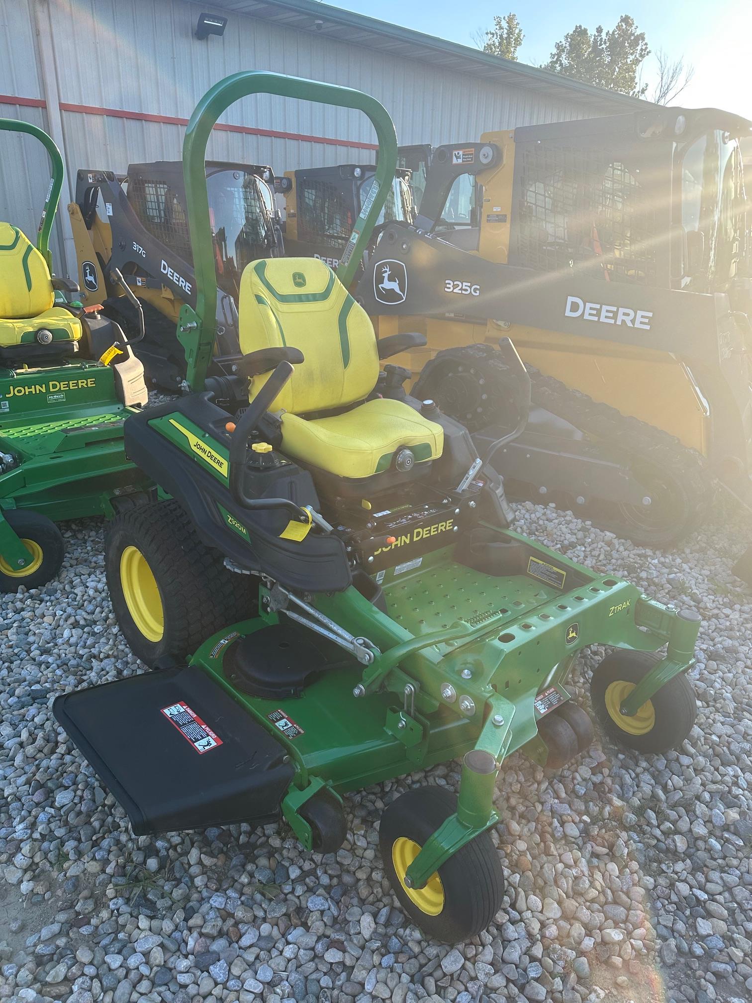 2023 John Deere Z920M - Photo 5