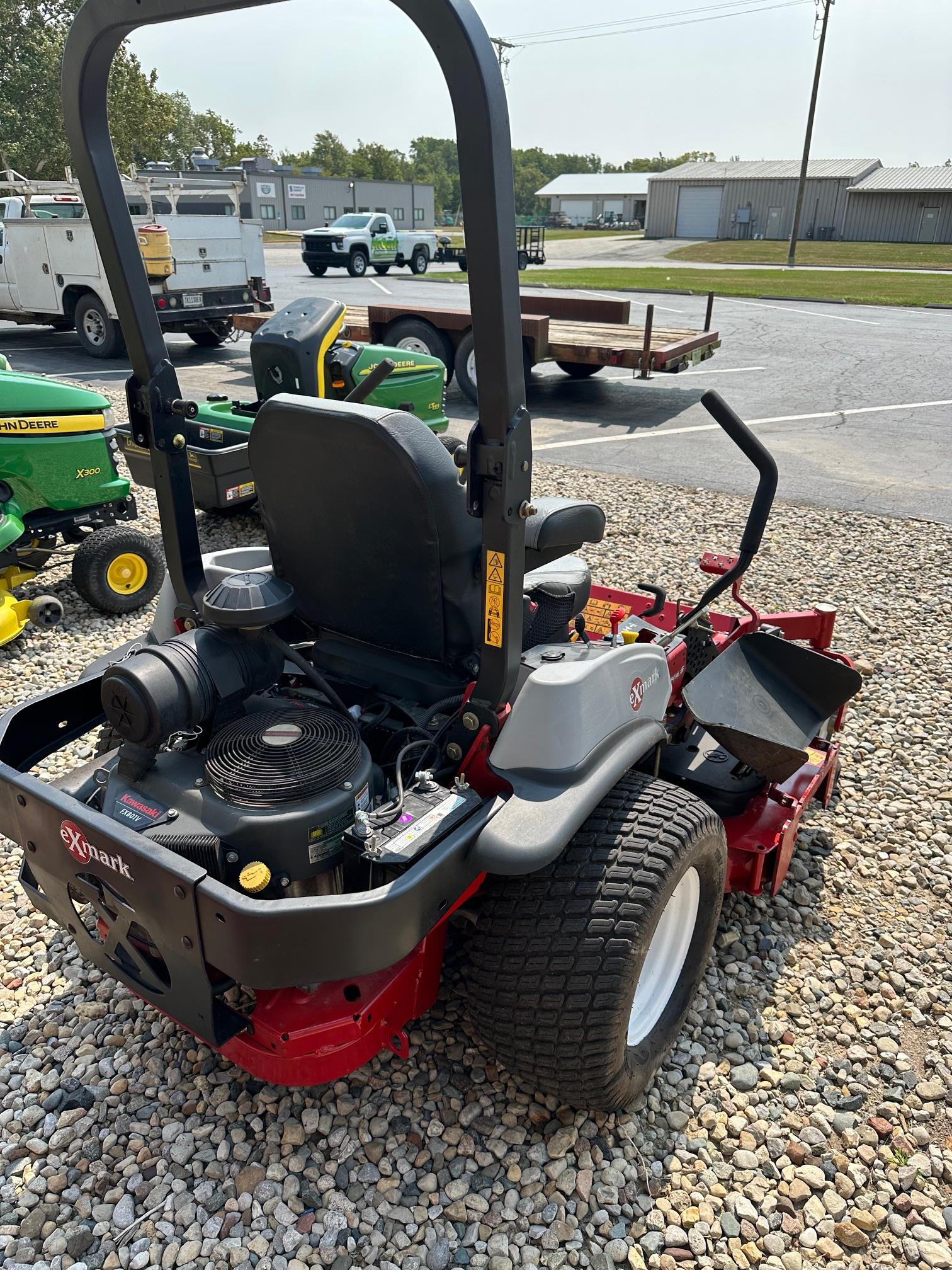 2017 Exmark LZX801GKA60600 - Photo 3