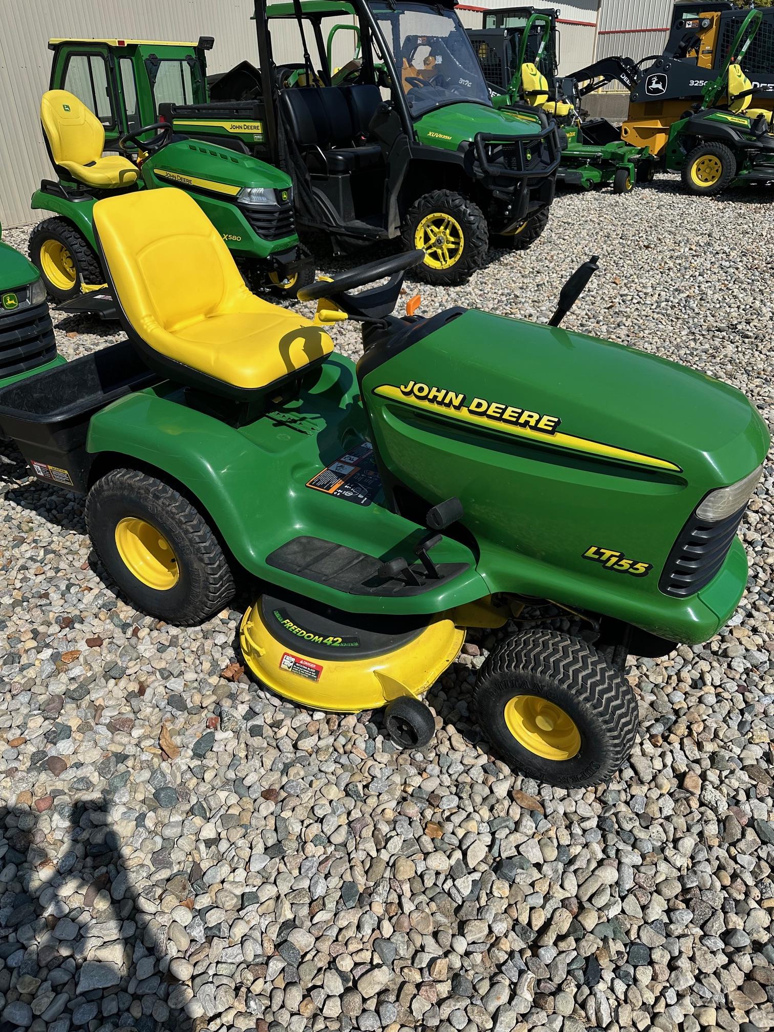 2000 John Deere LT155 - Photo 3