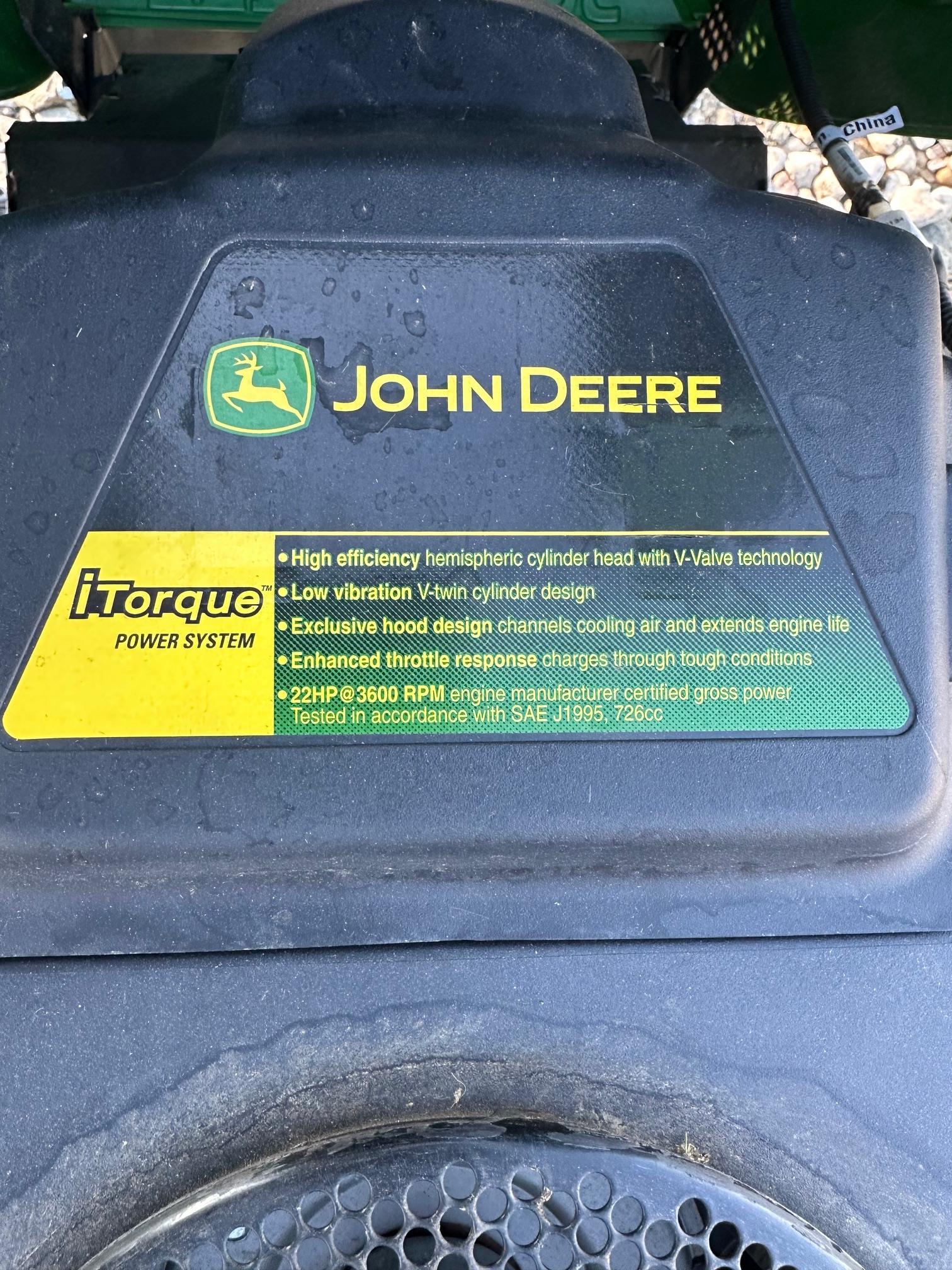 2005 John Deere X320 - Photo 6