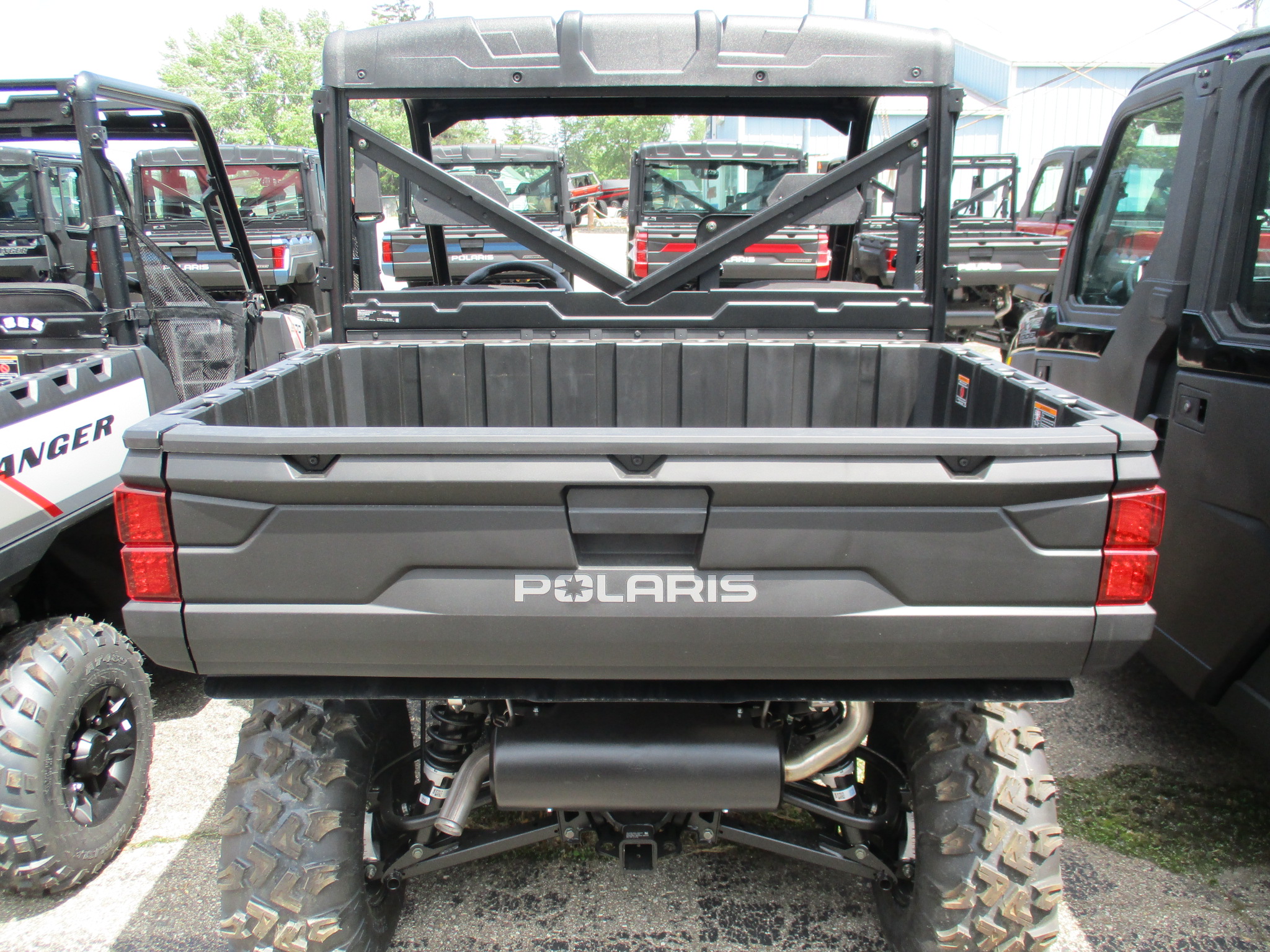 2026 Polaris Ranger® 1000 Premium GRANITE GRAY - Photo 5