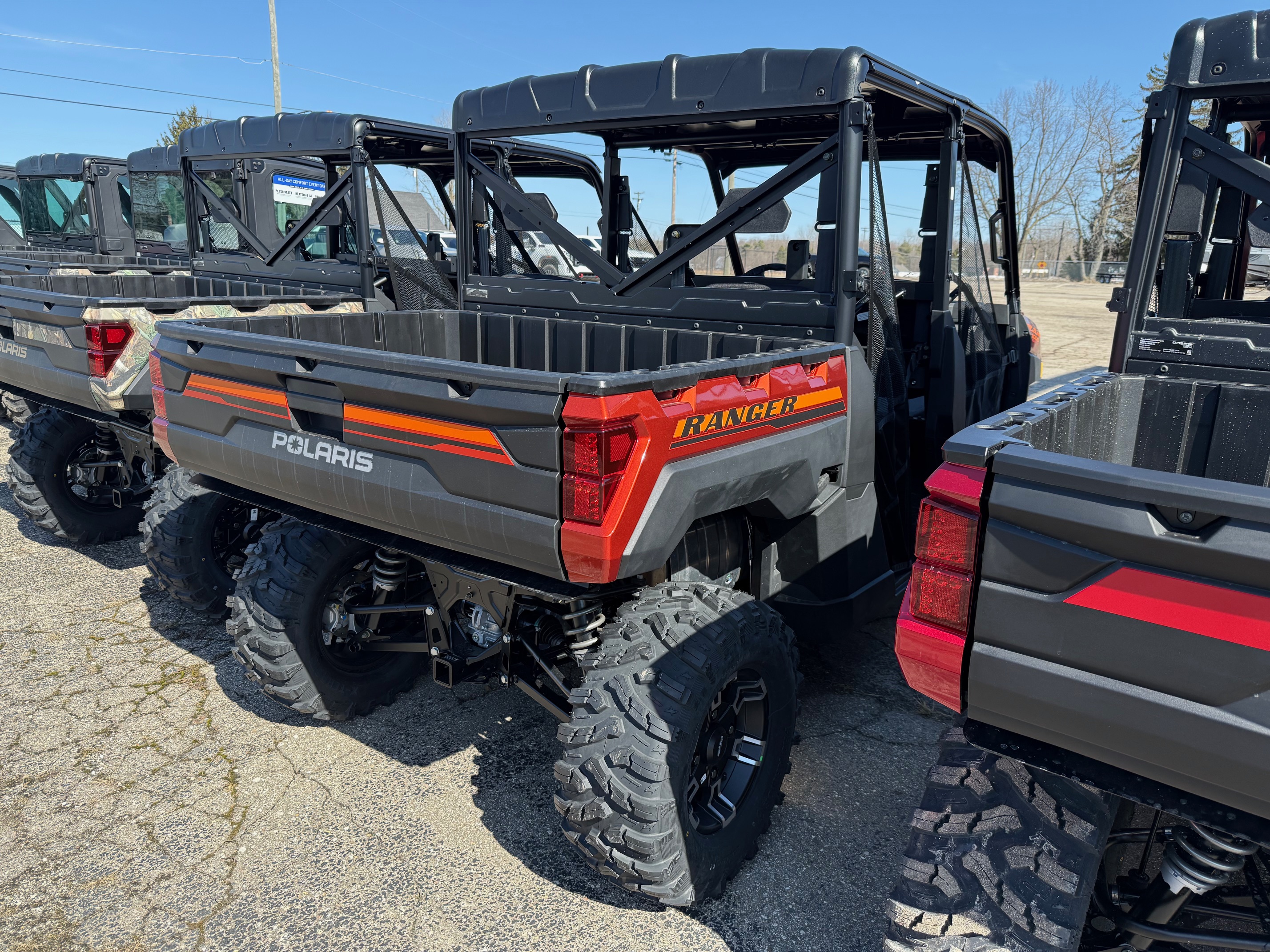 2025 Polaris Ranger® Crew XP 1000 Premium - ORANGE RUST - Photo 5