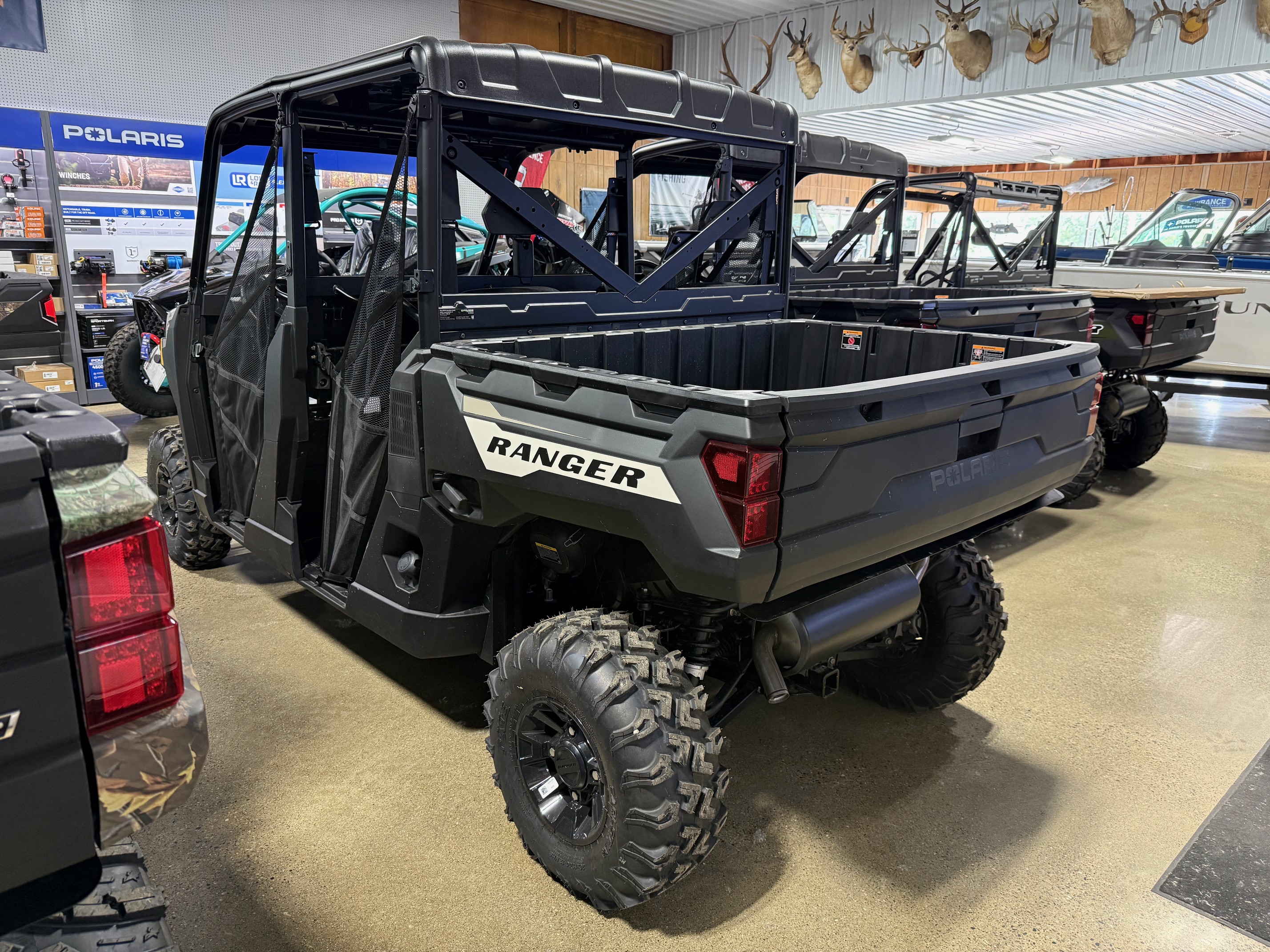 2025 Polaris Ranger® Crew 1000 Premium MIRAGE BEIGE - Photo 3