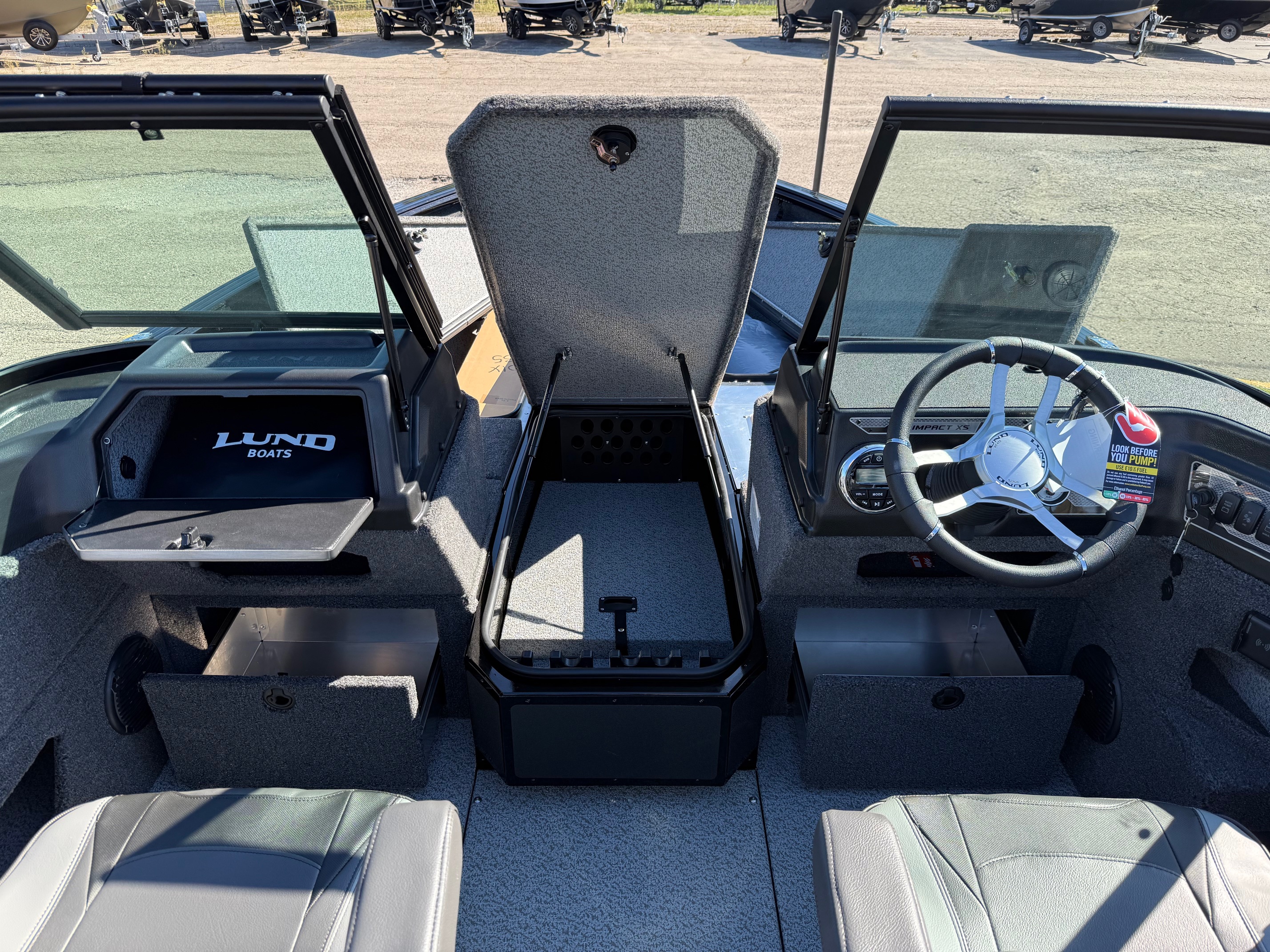 2026 Lund 2075 Impact XS - Photo 10