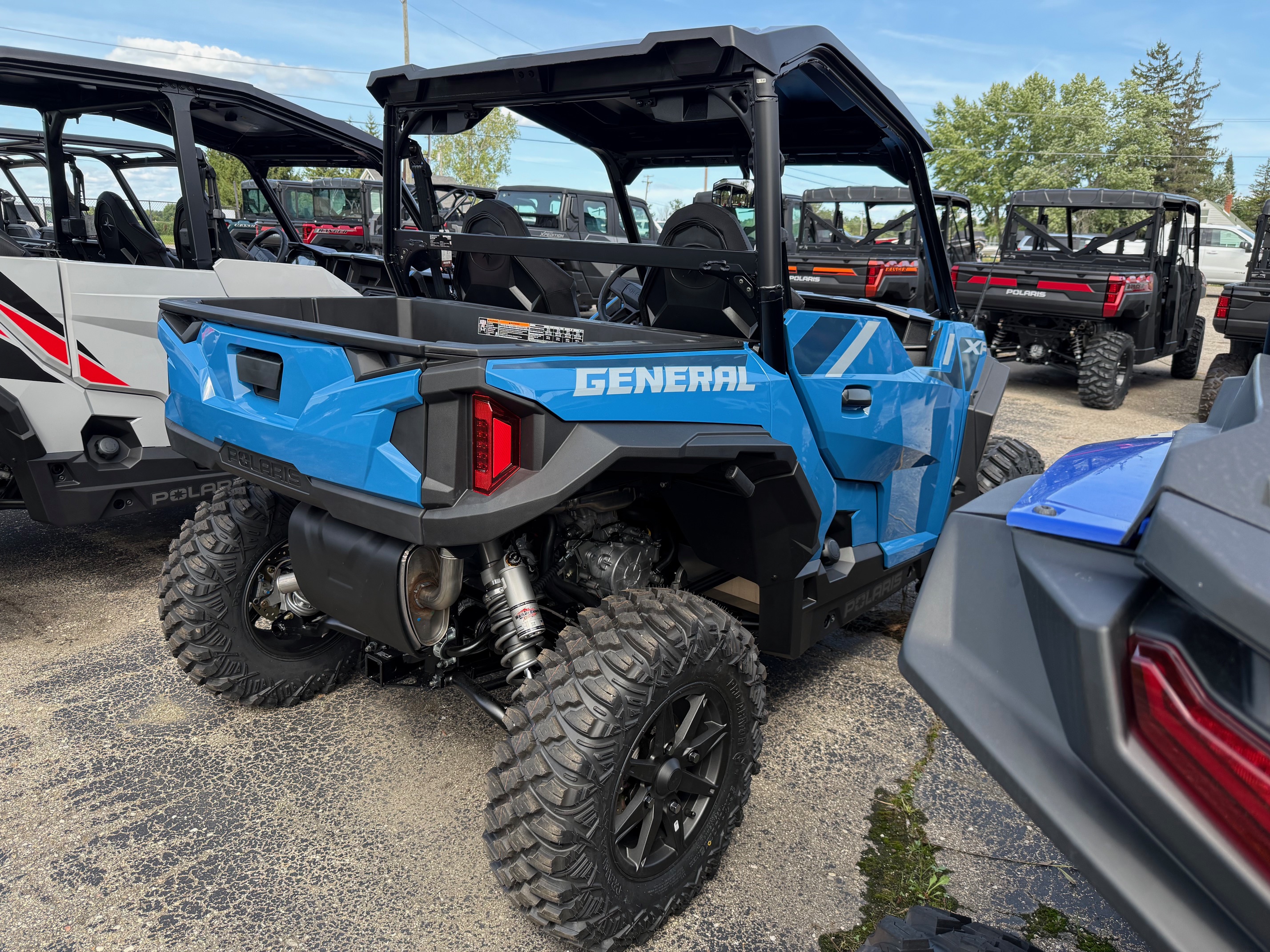 2026 Polaris GENERAL® XP 1000 Ultimate EARTH BLUE - Photo 4