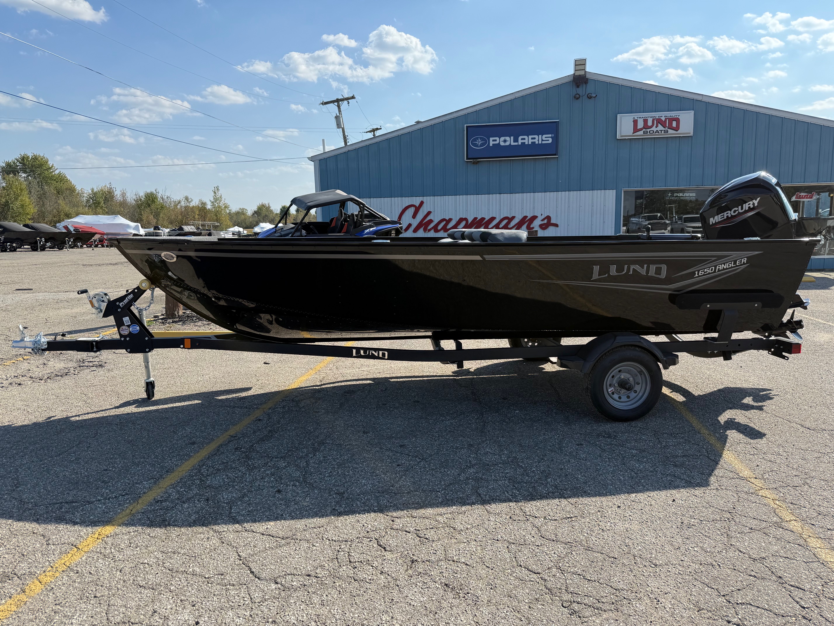 2026 Lund Angler 1650 Tiller - Photo 2