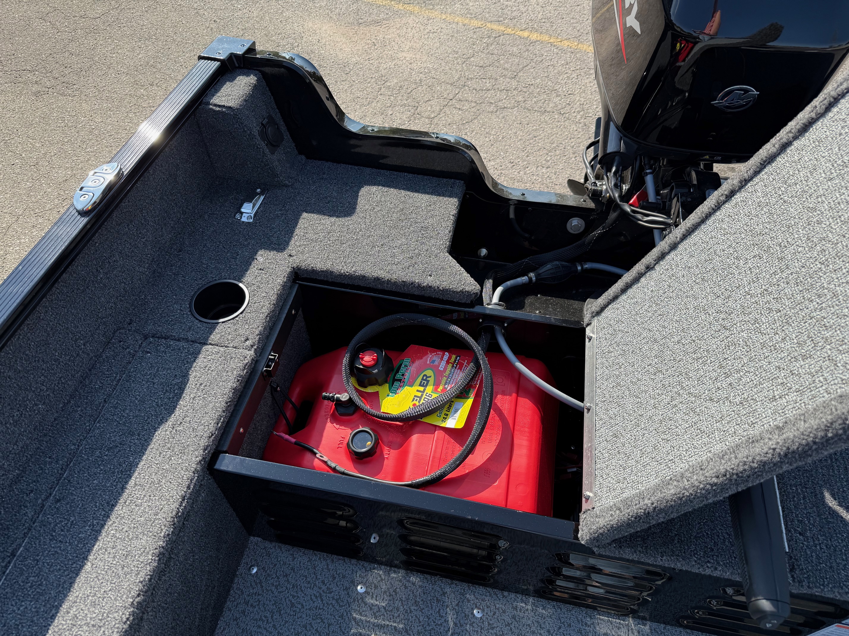 2026 Lund Angler 1650 Tiller - Photo 11