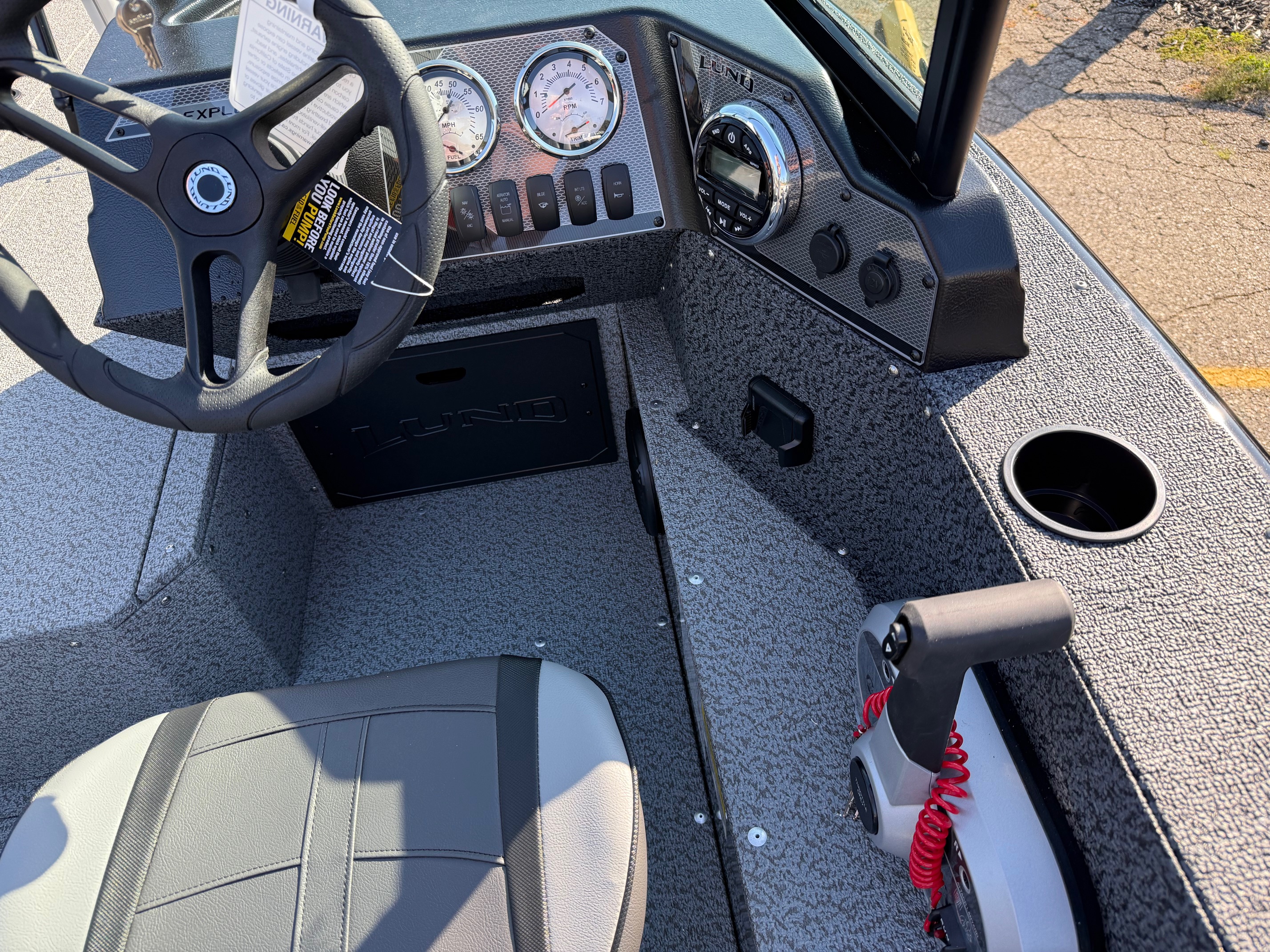 2026 Lund 1800 EXPLORER SPORT - Photo 9